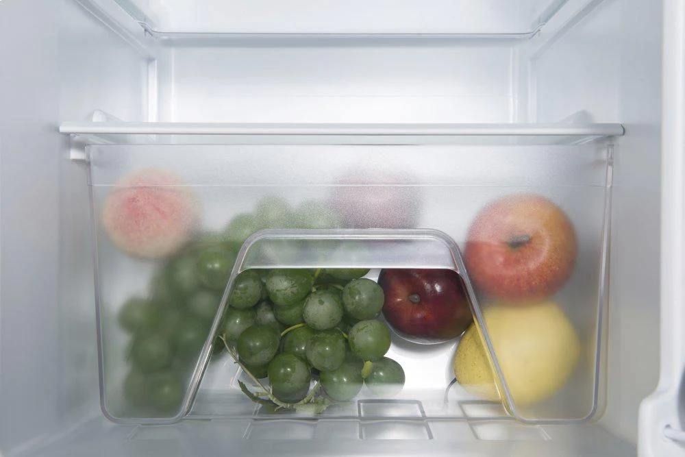 Amana AMAR31TS1E Dual Door Mini Refrigerator - Image 5