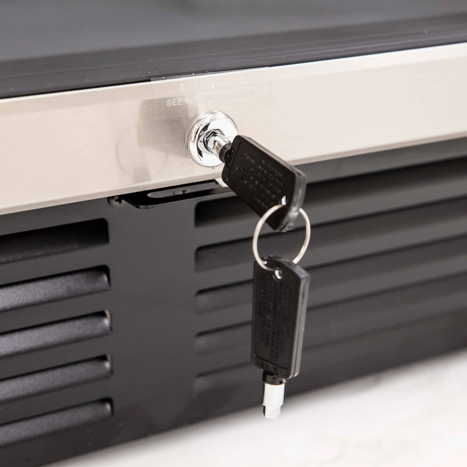 BCA516SS Avanti Beverage Center, 130 Can Capacity - Image 8