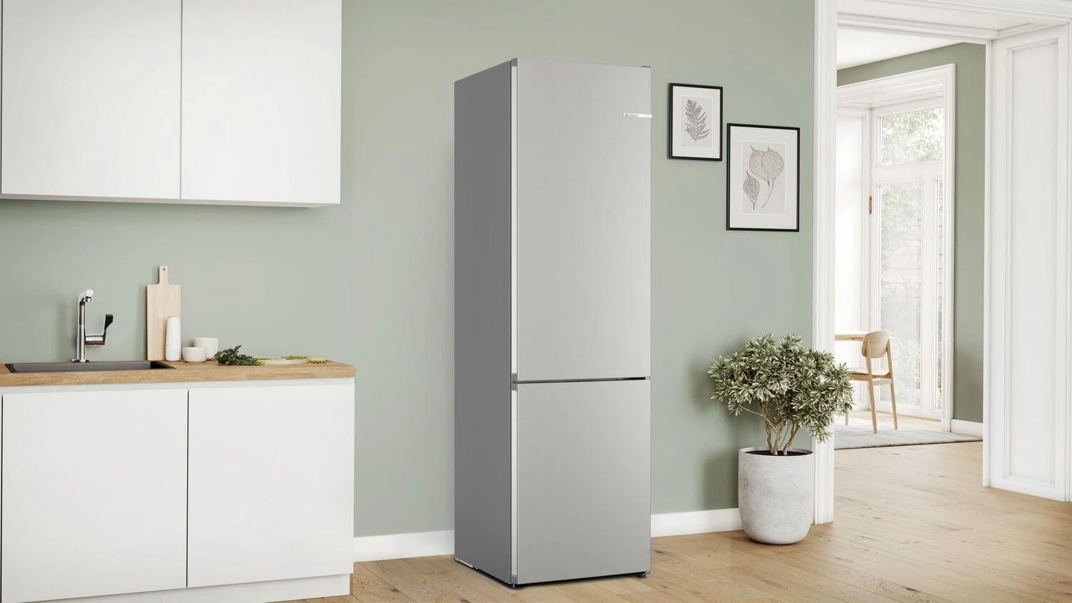 Bosch B24CB50ESS 500 Series, free-standing fridge-freezer with freezer at bottom, 24'', Brushed steel (with anti-fingerprint), Total No Frost - Image 2