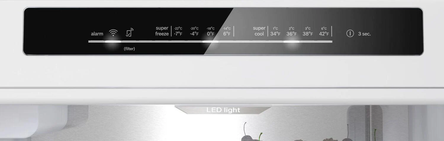 Bosch B24CB80ESS 800 Series, free-standing fridge-freezer with freezer at bottom, 24'', Brushed steel (with anti-fingerprint), Total No Frost - Image 4