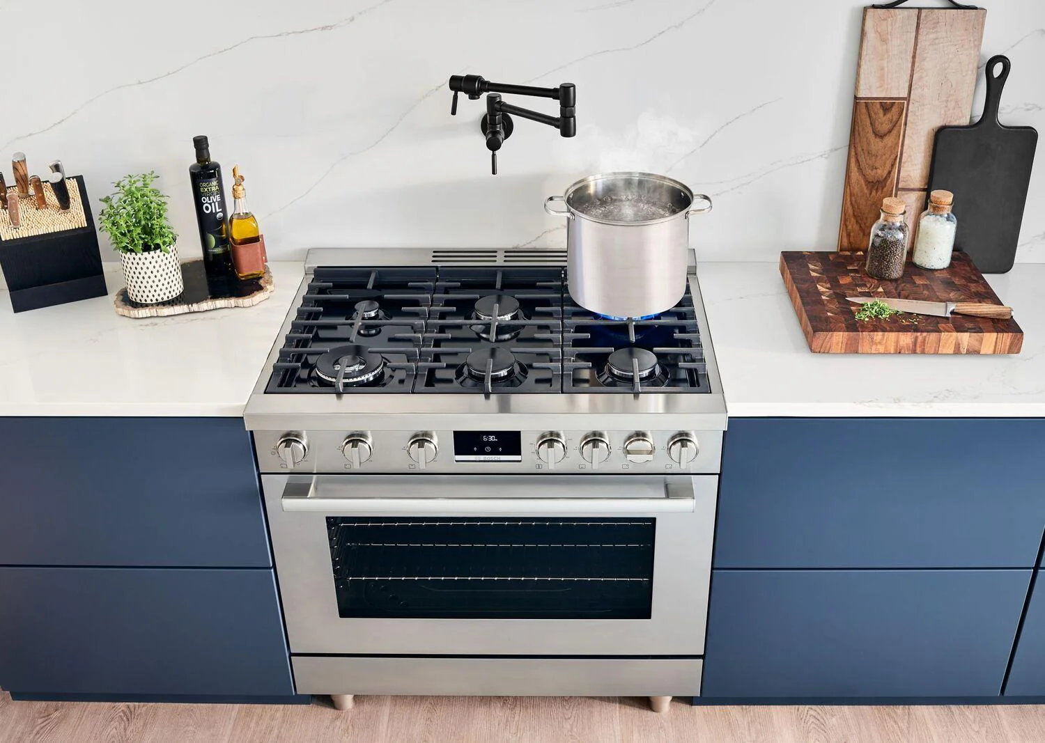 Bosch HDS8655U 800 Series, Dual fuel freestanding range, 36'', Stainless steel - Image 8