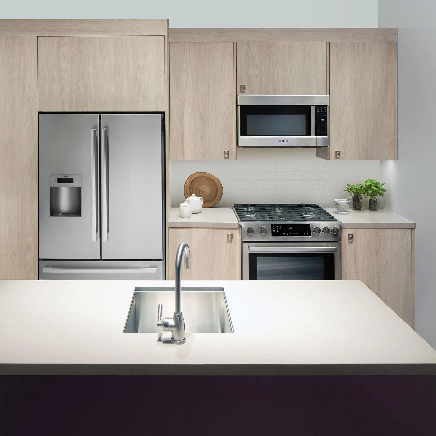 Bosch HMV3054U 300 Series, Over-The-Range Microwave, 30'', Door Hinge: left, Stainless steel - Image 5