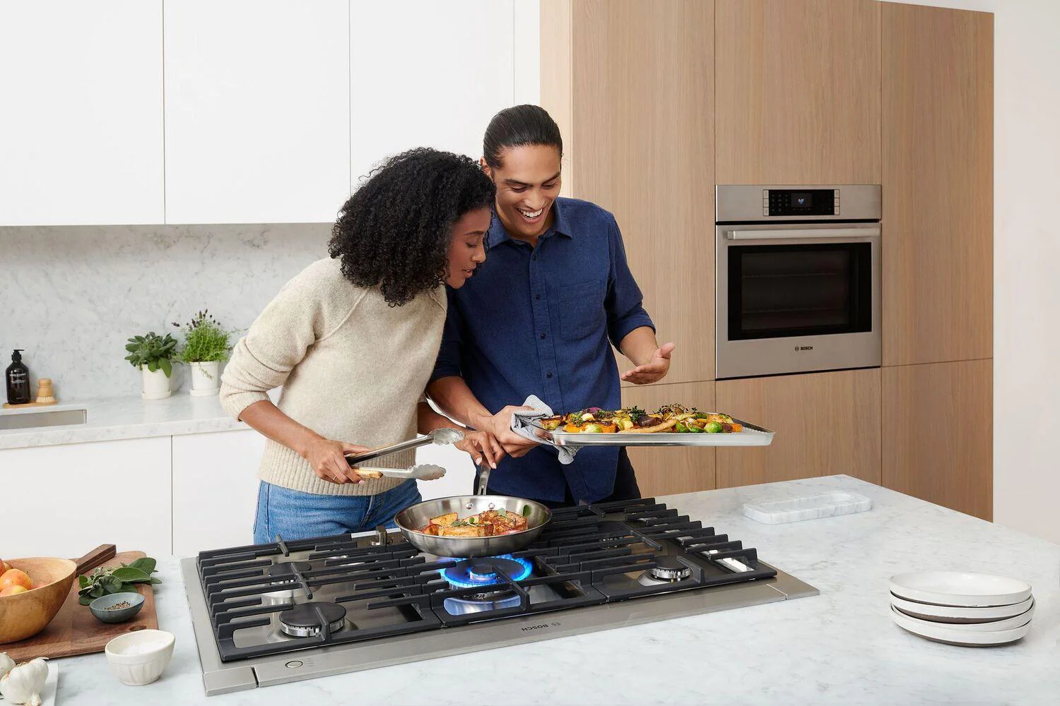 Bosch 800 Series Gas Cooktop 36" Stainless steel NGM8658UC - Image 22