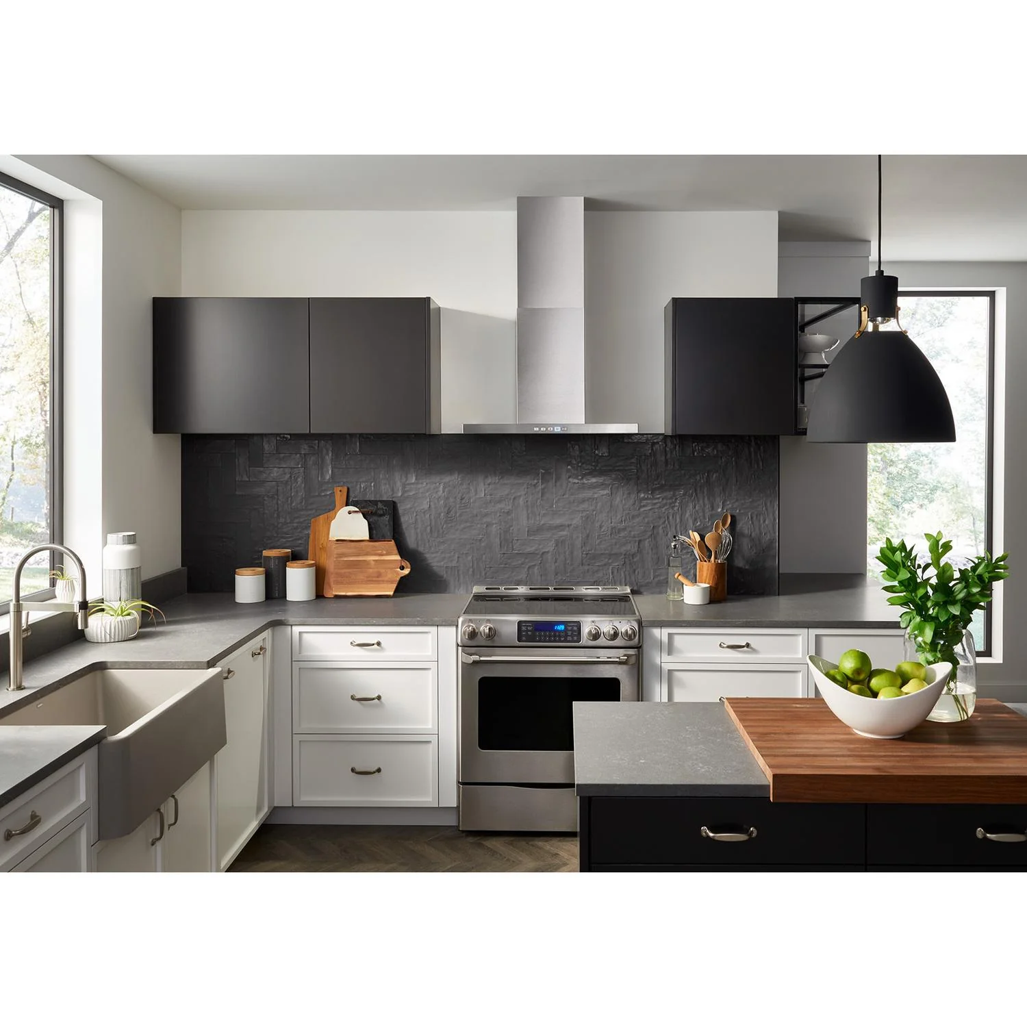 BWT1304SS Broan® 30-Inch Convertible Wall-Mount T-Style Chimney Range Hood, 450 Max CFM, Stainless Steel - Image 2