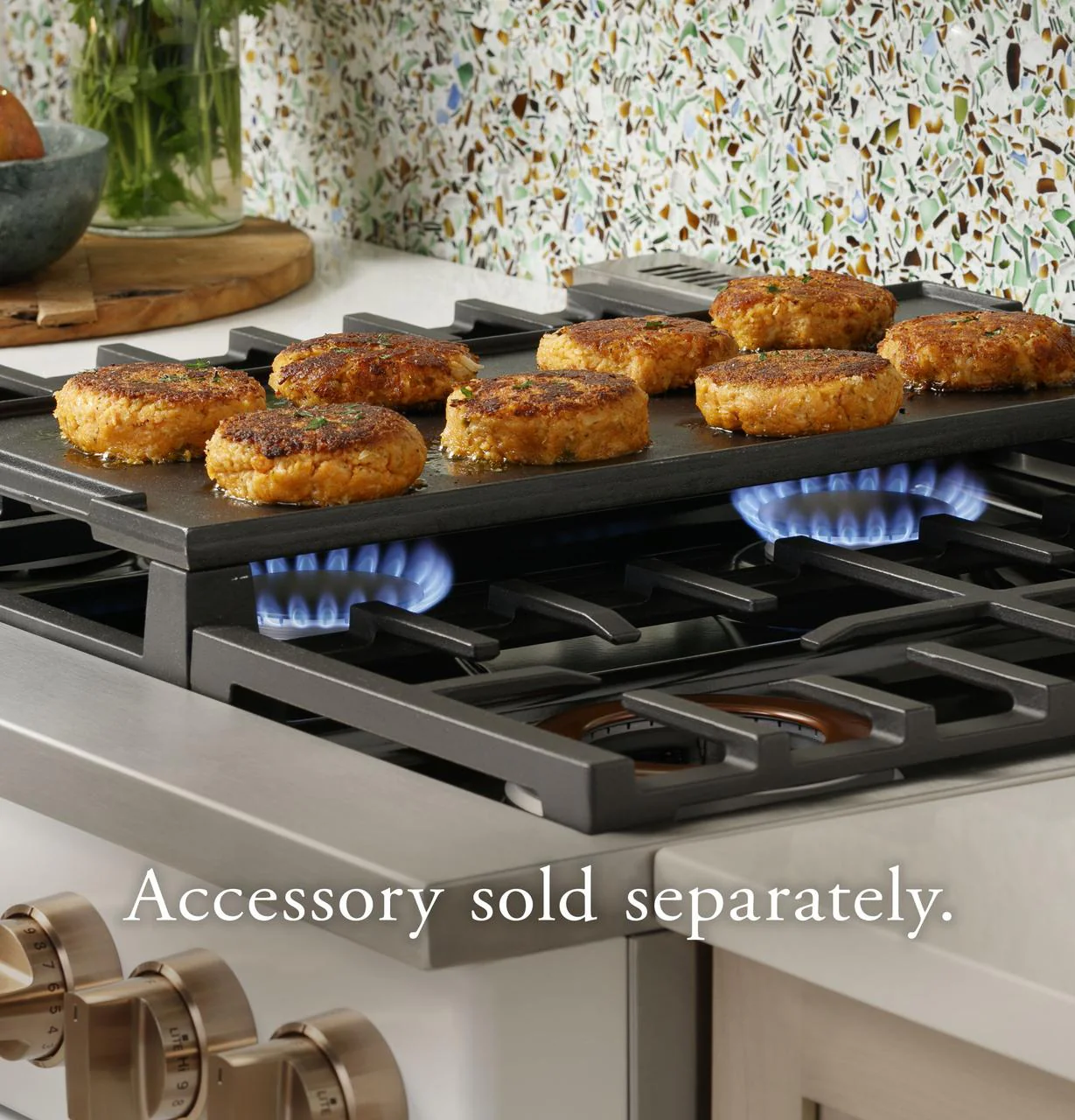 Cafe C2Y366P3TD1 CAF(EBACK)™ 36" Smart Dual-Fuel Commercial-Style Range with 6 Burners (Natural Gas) - Image 16