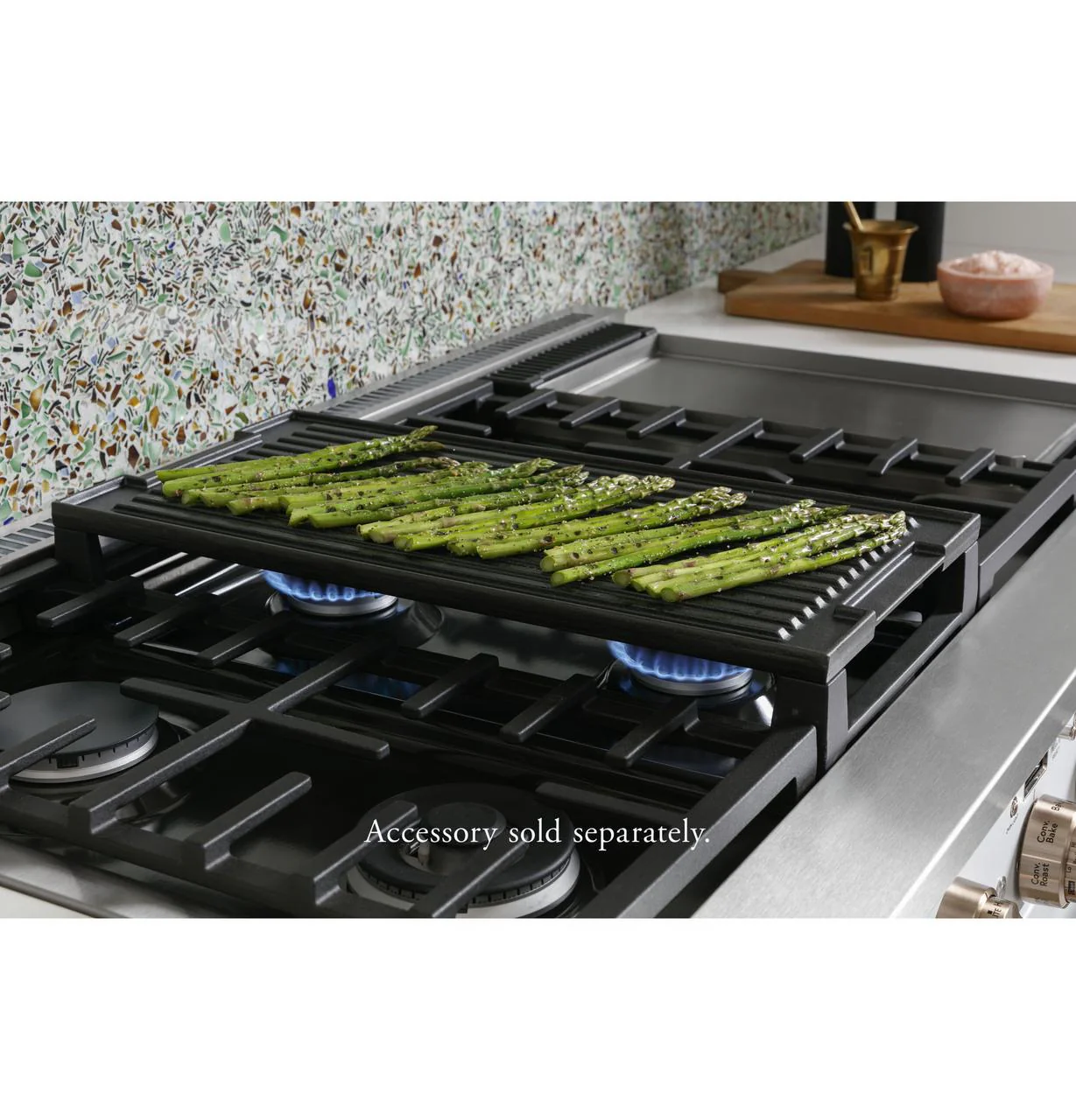 Cafe C2Y486P2TS1 CAF(EBACK)™ 48" Smart Dual-Fuel Commercial-Style Range with 6 Burners and Griddle (Natural Gas) - Image 45