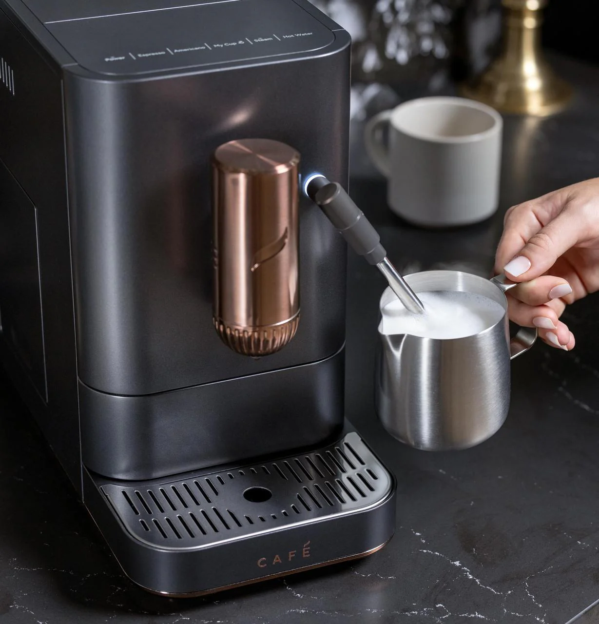 Cafe C7CEBBS3RD3 CAF(EBACK)™ AFFETTO Automatic Espresso Machine + Frother - Image 2