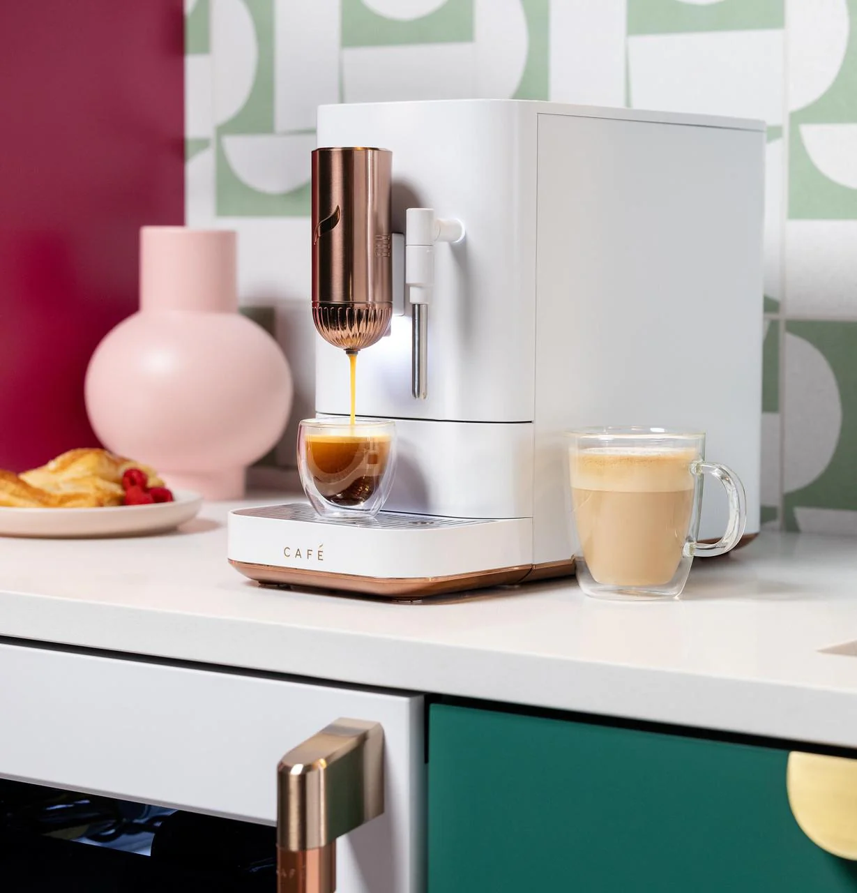 Cafe C7CEBBS4RW3 CAF(EBACK)™ AFFETTO Automatic Espresso Machine + Frother - Image 4