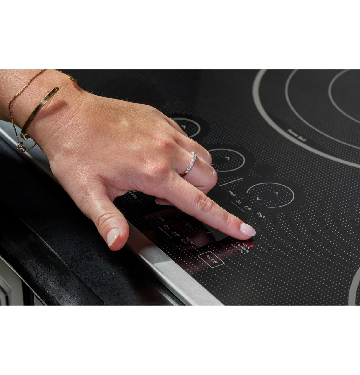 Cafe CEP90361TBB CAF(EBACK)™ 36" Touch-Control Electric Cooktop - Image 14