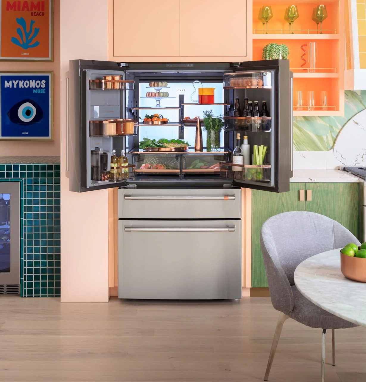 Cafe CGE29DP4TW2 CAF(EBACK)™ ENERGY STAR® 28.7 Cu. Ft. Smart 4-Door French-Door Refrigerator With Dual-Dispense AutoFill Pitcher - Image 16