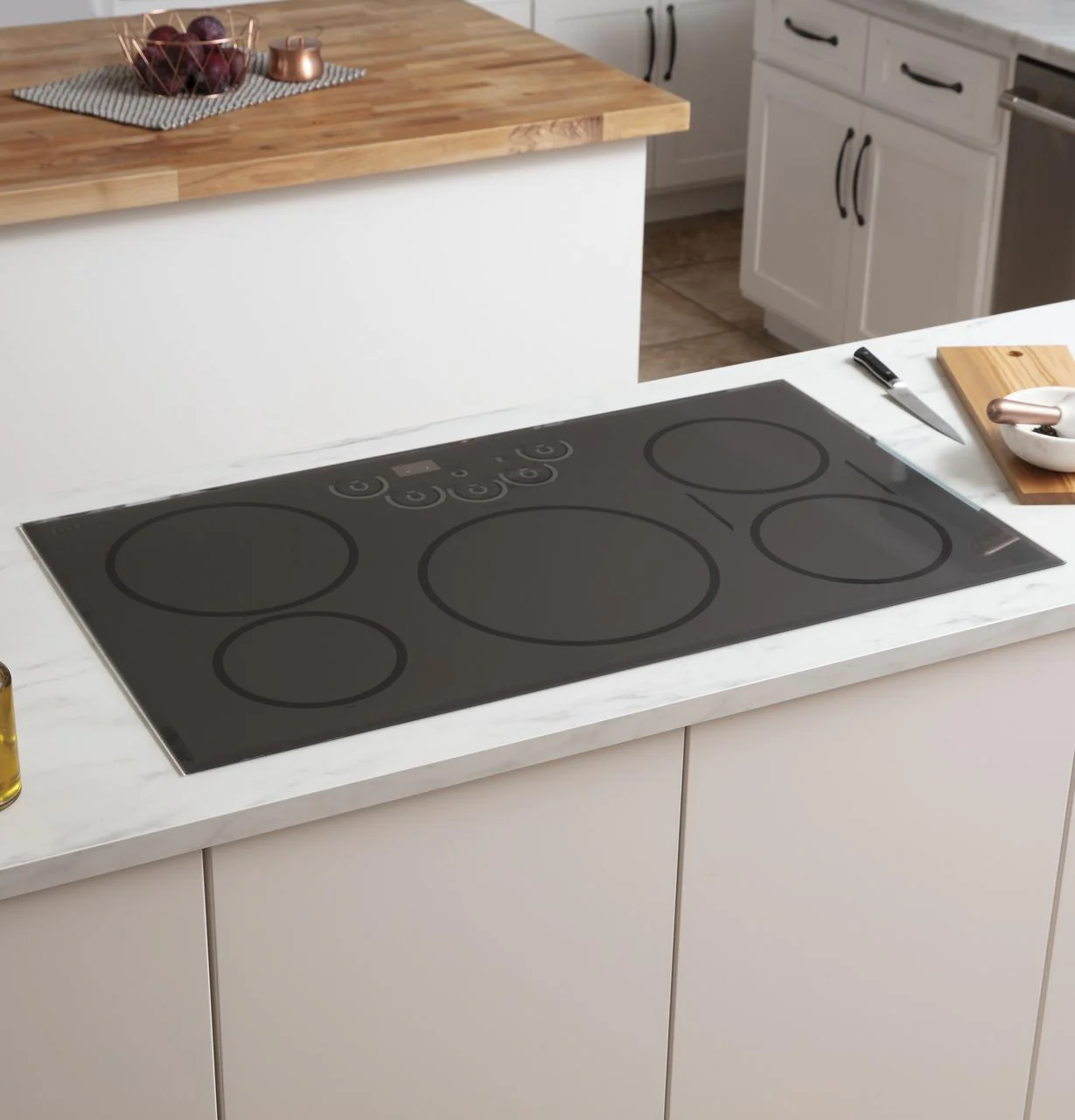 Caf(eback)™ 30" Smart Touch-Control Induction Cooktop - Image 7