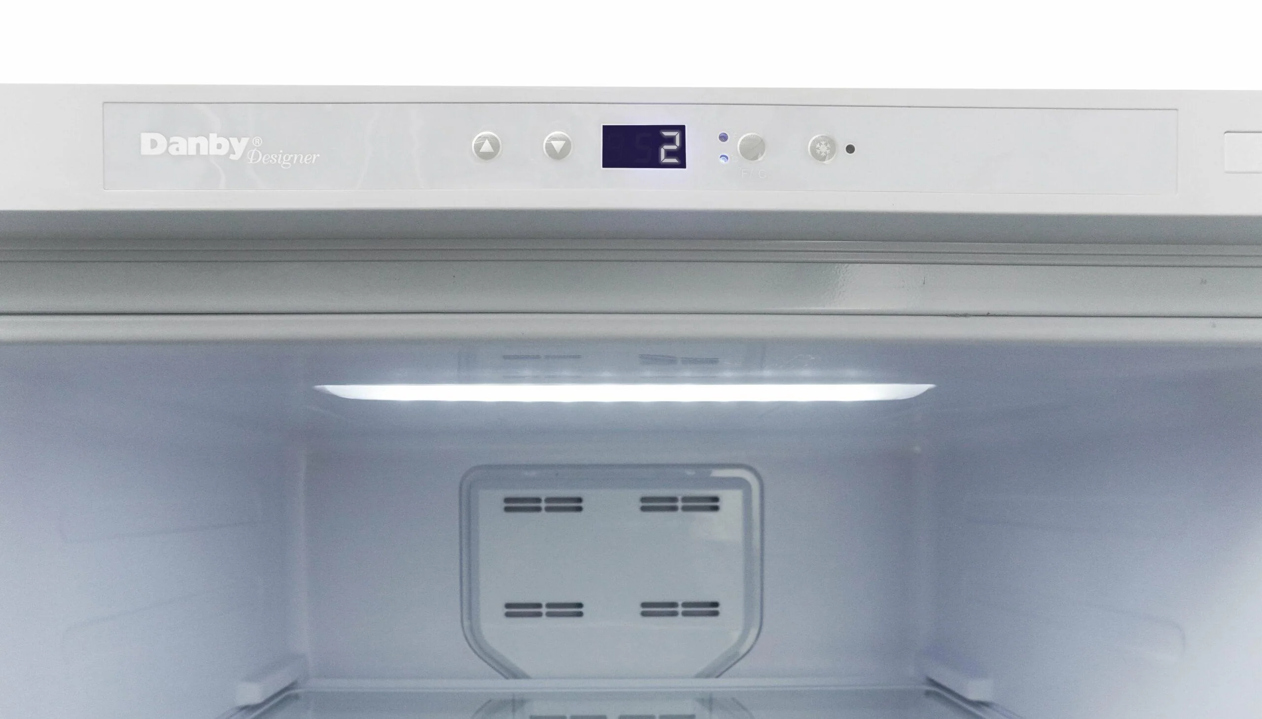 DAR170A3WDD Danby Designer 17.0 cu. ft. Apartment Size Fridge in White - Image 12