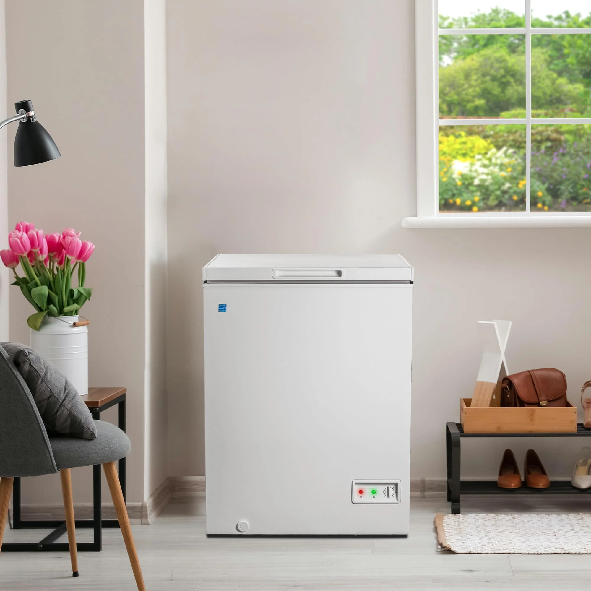 DCF050A5WDB Danby 5.0 cu. ft. Square Model Chest Freezer in White - Image 12