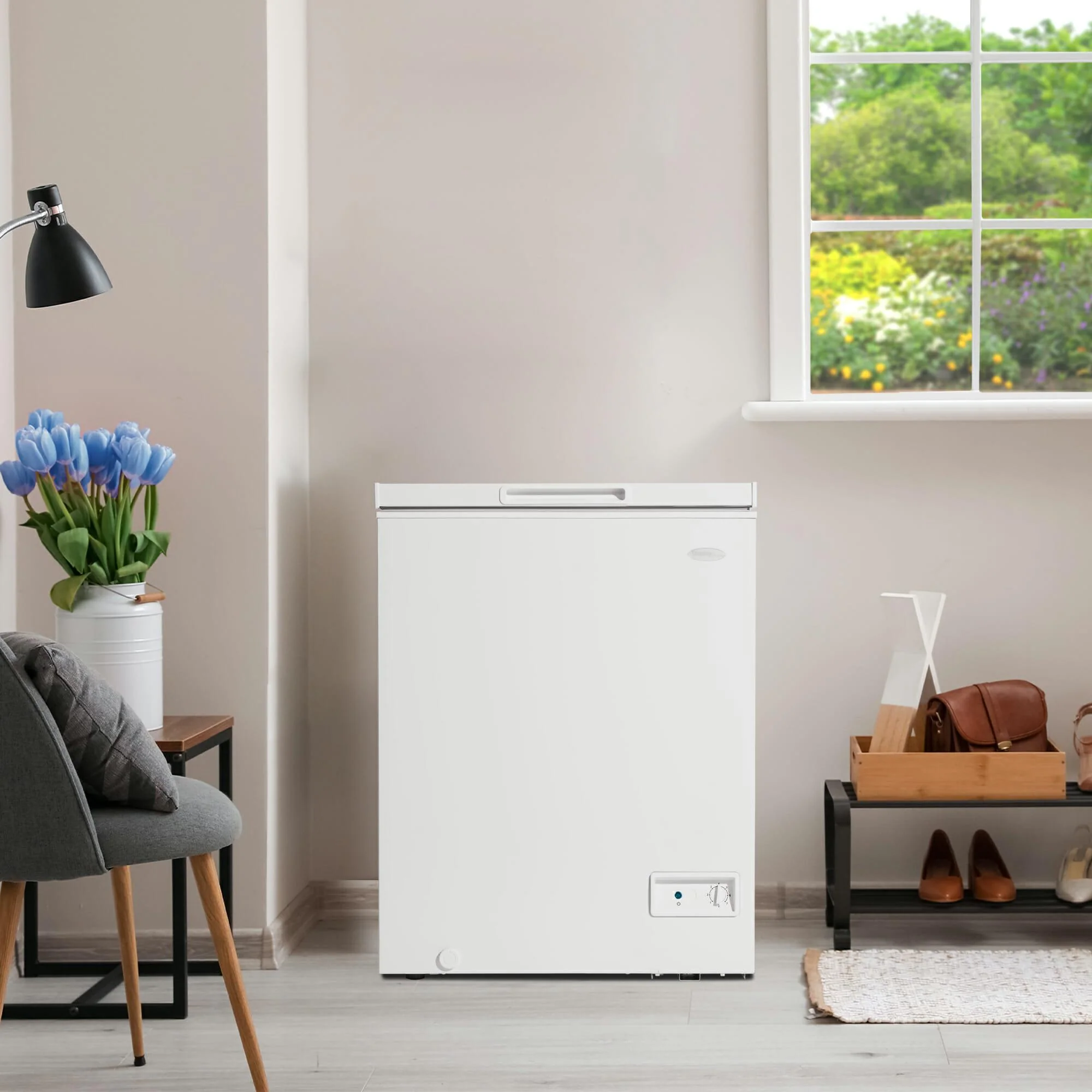 DCF050A6WM Danby 5.0 cu. ft. Square Model Chest Freezer DOE in White - Image 9