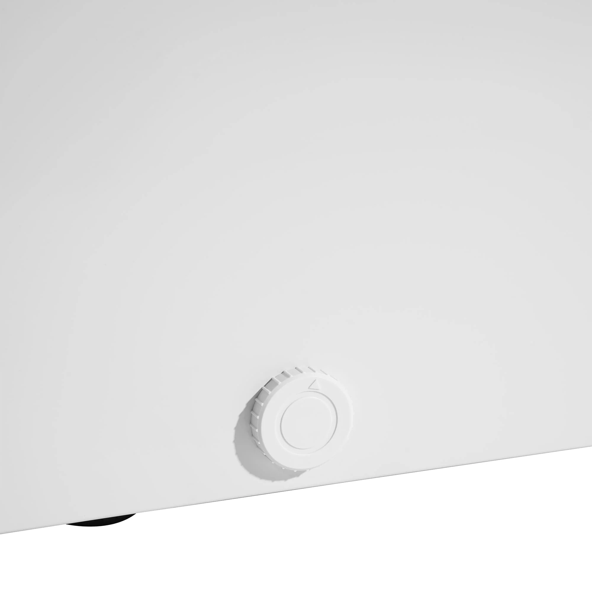 DCF100A6WM Danby 10.0 cu. ft. Square Model Chest Freezer in White - Image 19