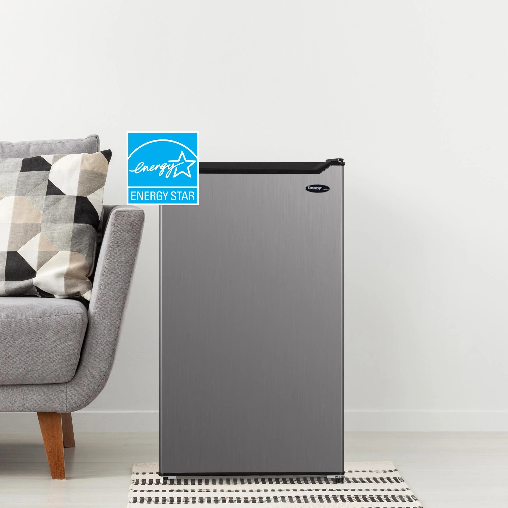 DCR044B1SLM Danby 4.4 cu. ft. Compact Fridge in Stainless Steel Look - Image 13