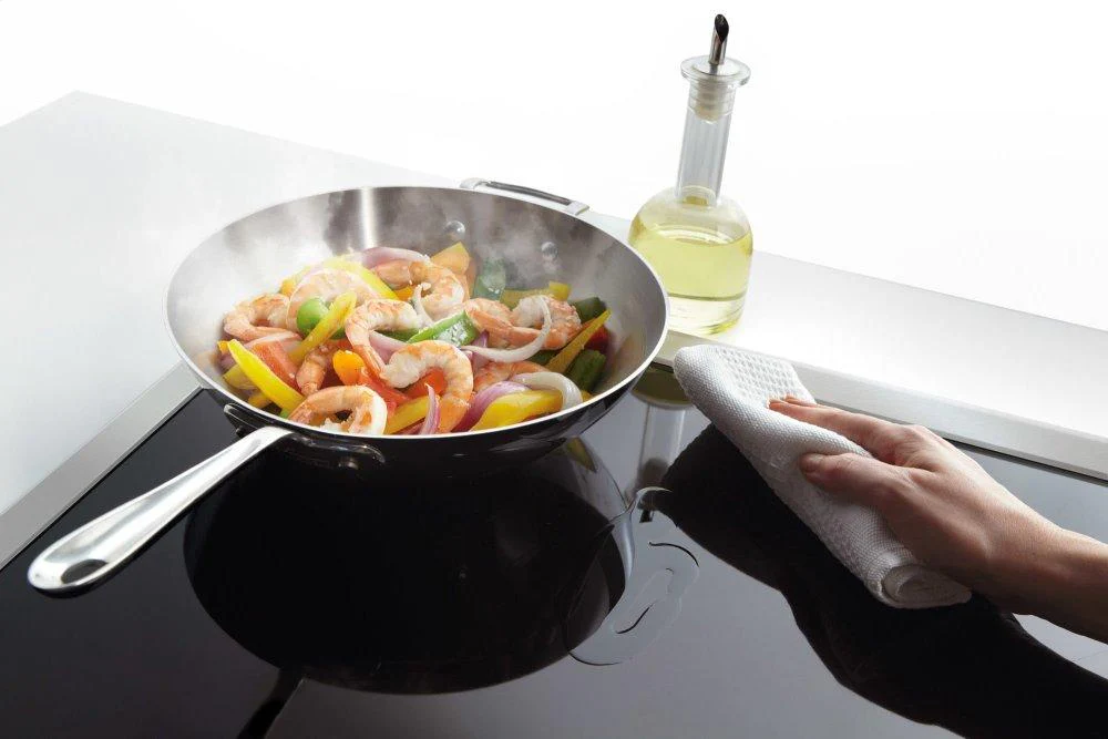 Electrolux EI30EC45KS 30'' Electric Cooktop - Image 5