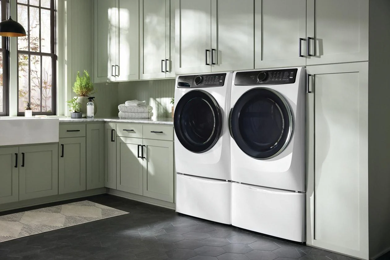Electrolux ELFE7738AW Front Load Perfect Steam™ Electric Dryer with Balanced Dry™ and Instant Refresh - 8.0 Cu. Ft. - Image 6