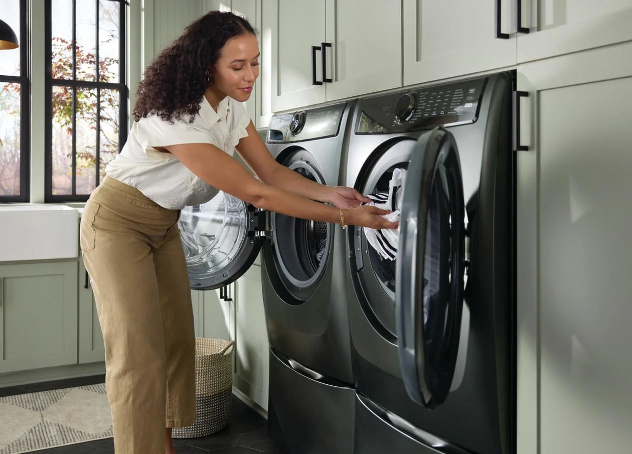 Electrolux ELFW7738AA Front Load Perfect Steam™ Washer with LuxCare® Plus Wash and SmartBoost® - 4.5 Cu. Ft. - Image 24