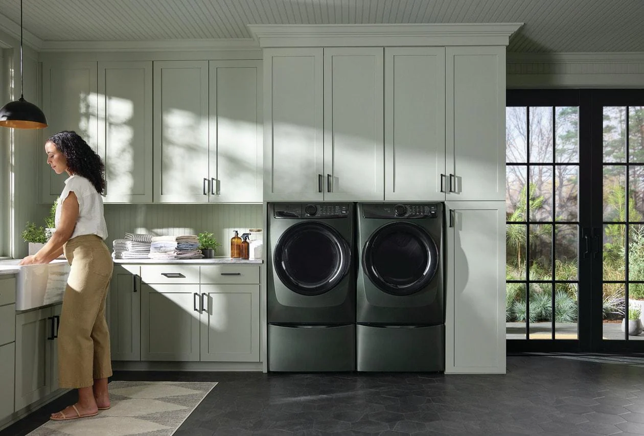 Electrolux ELFW7738AA Front Load Perfect Steam™ Washer with LuxCare® Plus Wash and SmartBoost® - 4.5 Cu. Ft. - Image 29