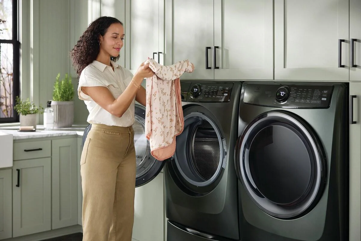 Electrolux ELFW7738AA Front Load Perfect Steam™ Washer with LuxCare® Plus Wash and SmartBoost® - 4.5 Cu. Ft. - Image 8