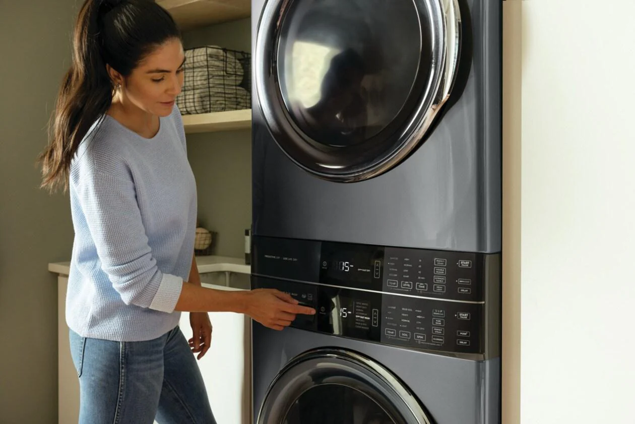 Electrolux ELTE7600AT Laundry Tower Single Unit Front Load 4.5 Cu. Ft. Washer & 8 Cu. Ft. Electric Dryer - Image 25