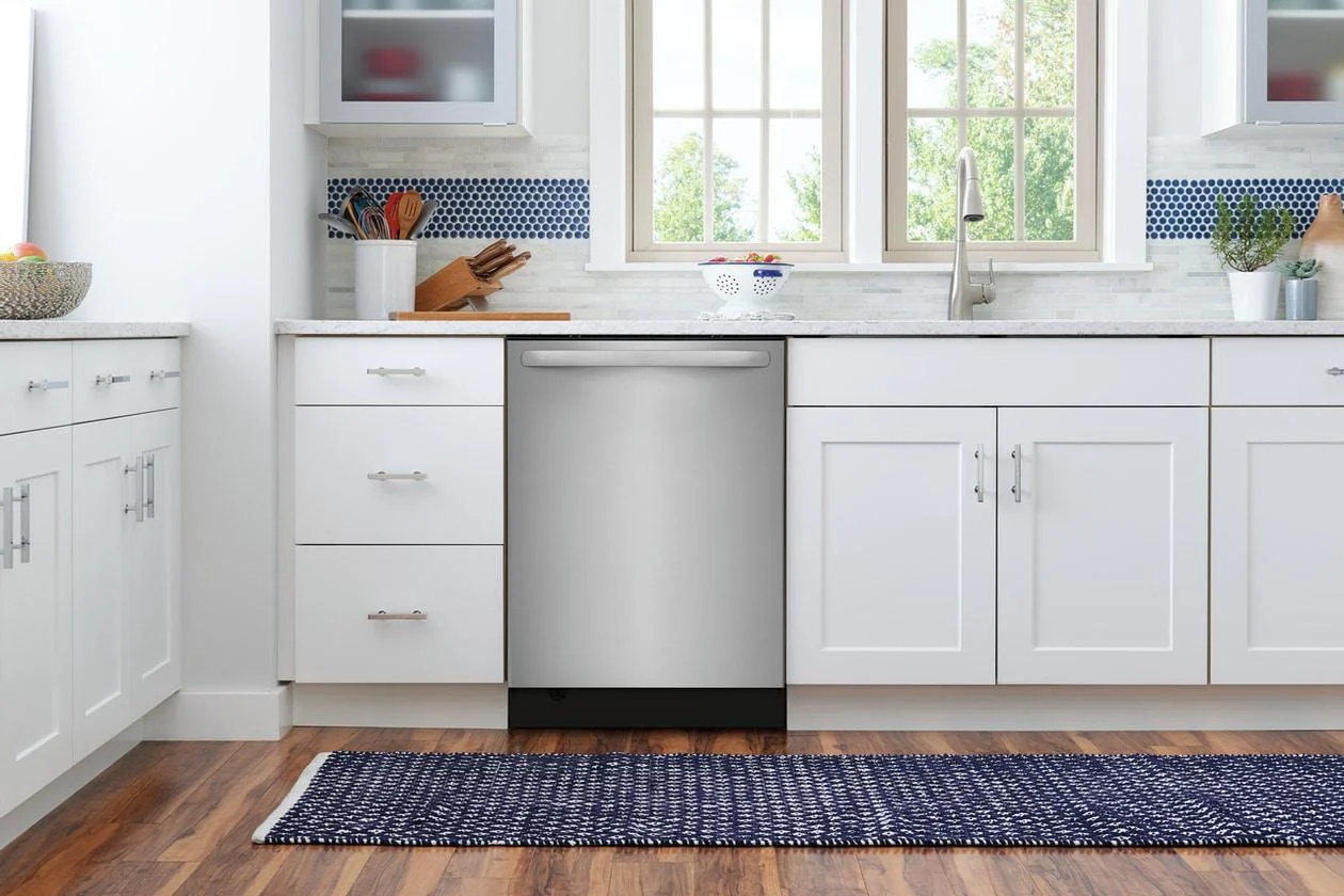 Frigidaire FDSH4501AS 24" Built-In Dishwasher with EvenDry™ System - Image 2