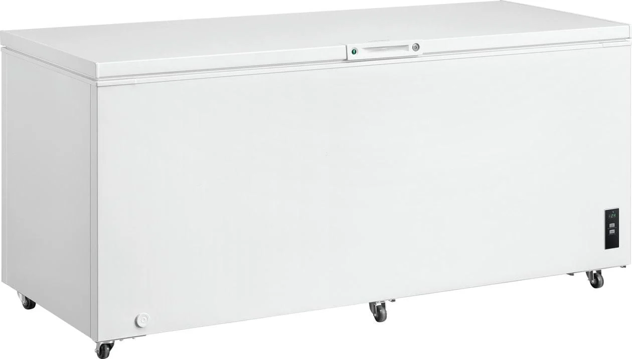 Frigidaire FFCL2042AW 20 Cu. Ft. Garage Ready Chest Freezer - Image 5