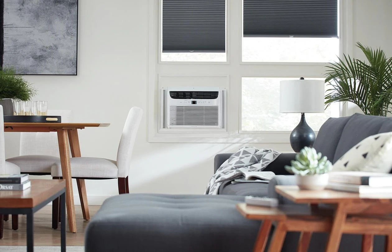 Frigidaire FFRE103WA1 10,000 BTU Window-Mounted Room Air Conditioner - Image 2