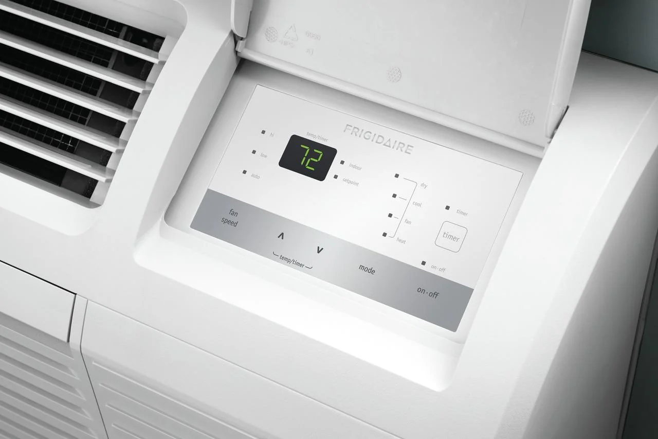 Frigidaire PTAC unit with Heat Pump and Electric Heat backup 9,000 BTU 265V with Corrosion Guard and Dry Mode - Image 2