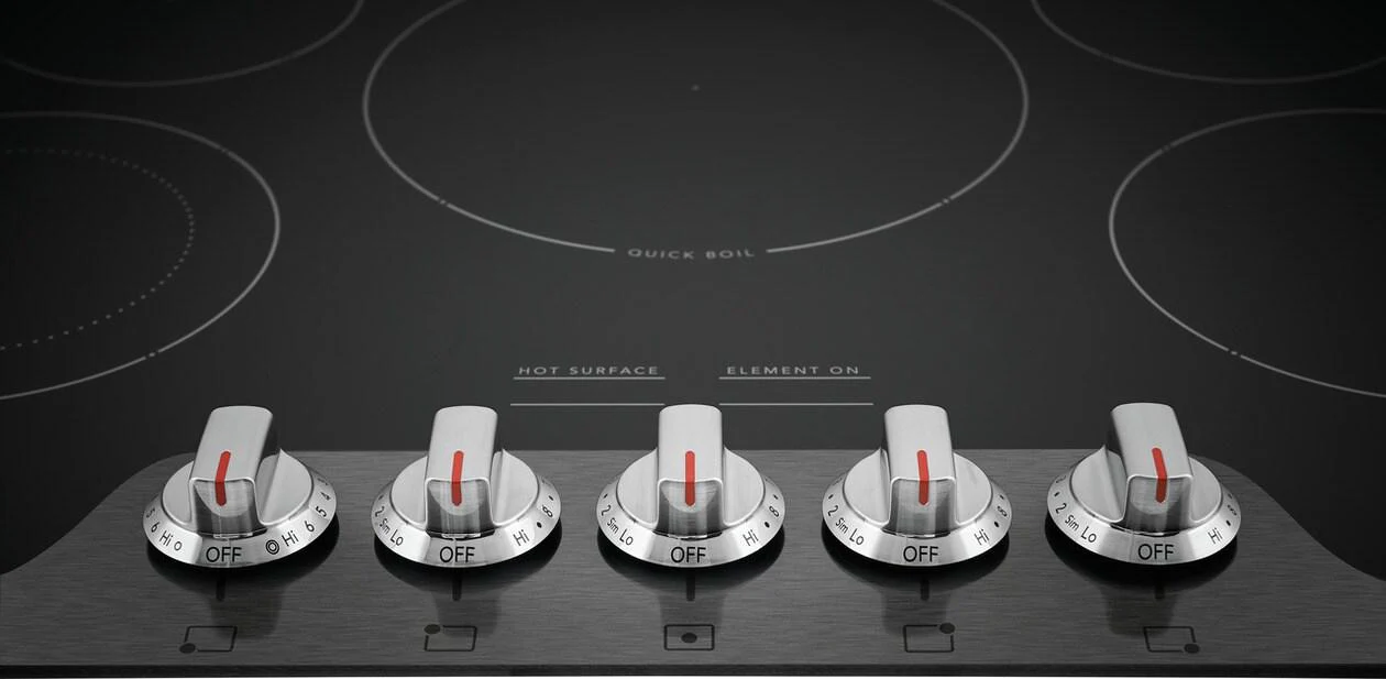 Frigidaire Gallery 30" Electric Cooktop - Image 4