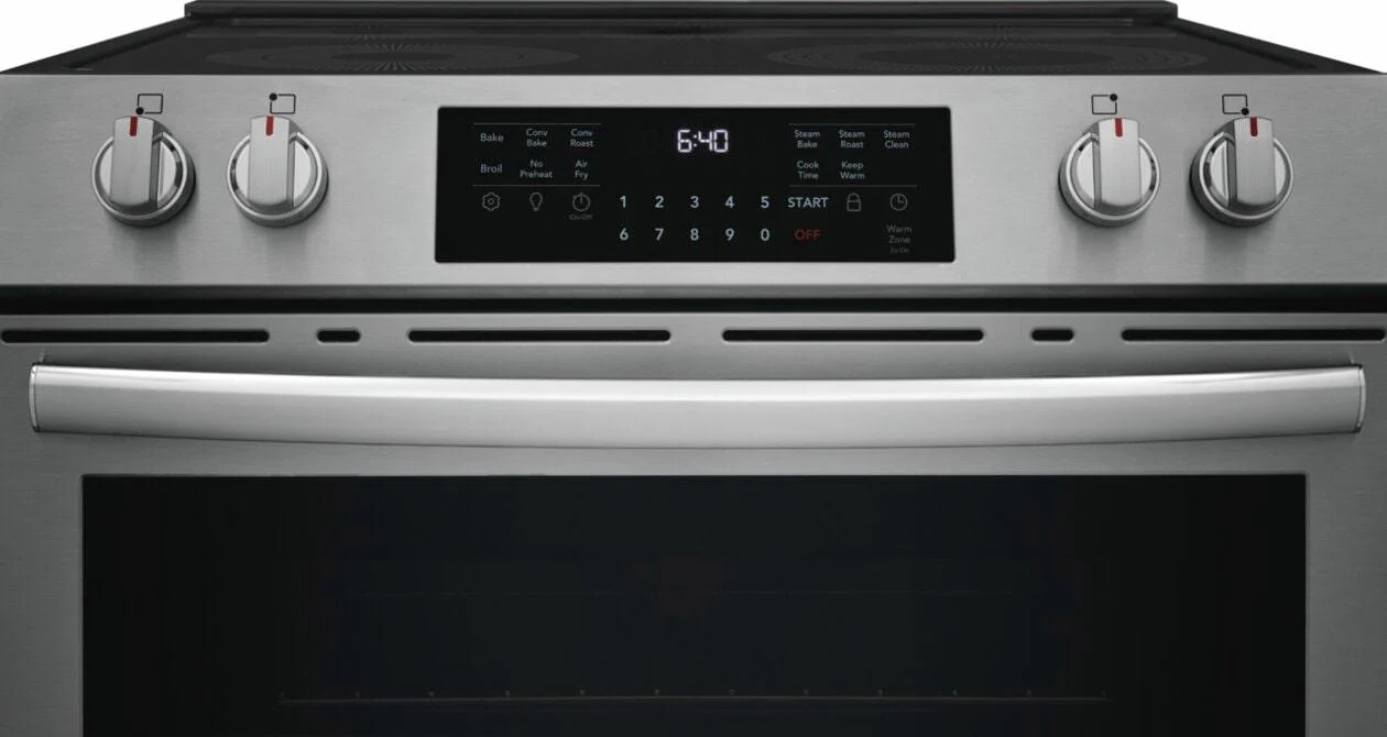 Frigidaire GCFE3059BF 30" Front Control Electric Range with Total Convection - Image 4
