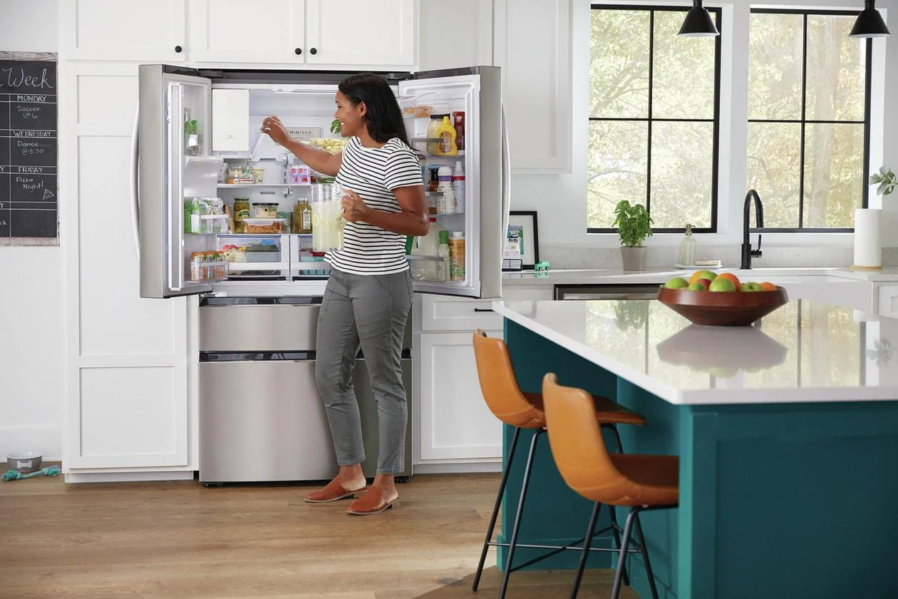 Frigidaire GRMC2273CF 22 Cu. Ft. Counter-Depth 4-Door French Door Refrigerator - Image 6