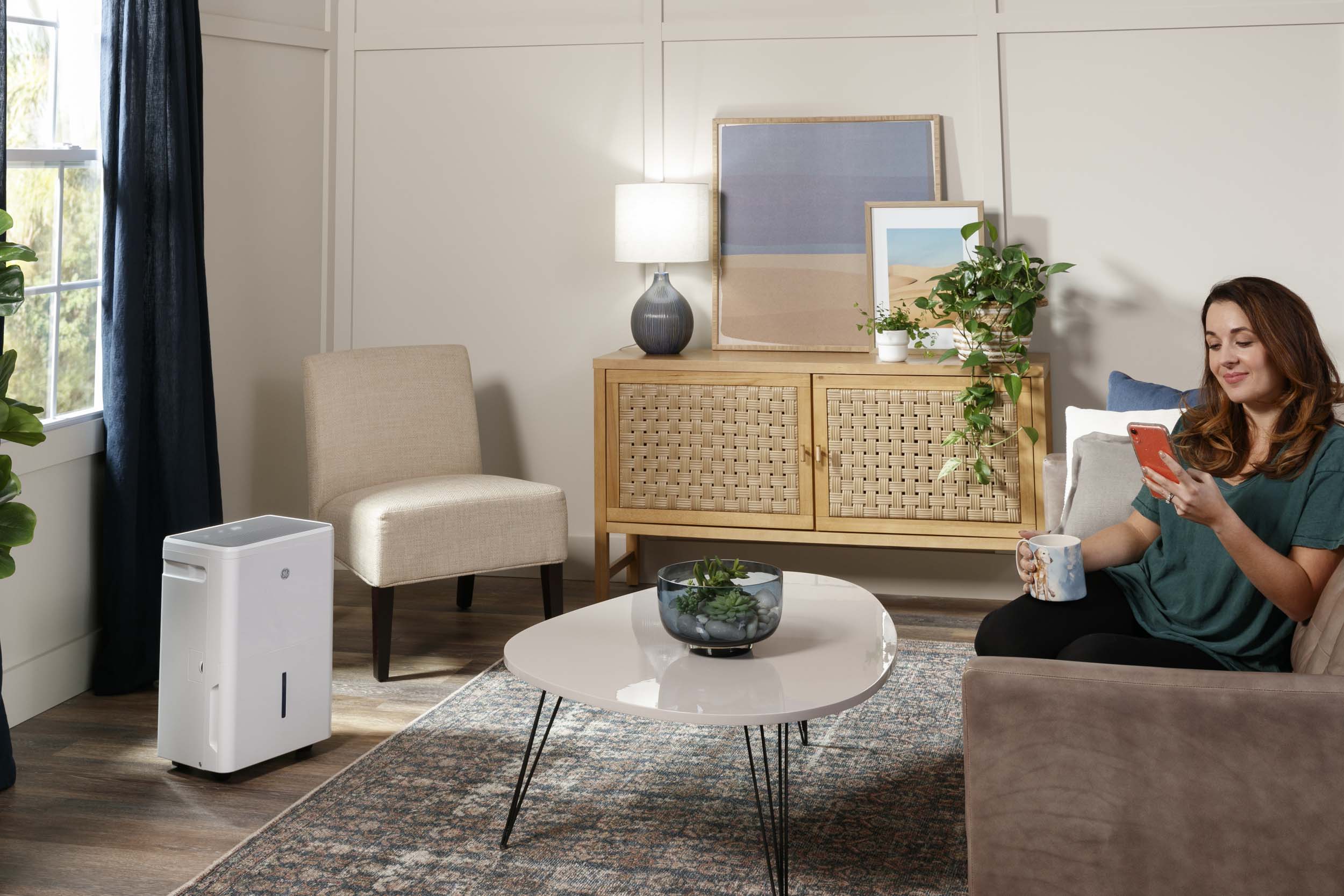 ADYR35LC GE® ENERGY STAR® 35 Pint Portable Dehumidifier with Smart Dry for Very Damp Spaces - Image 4