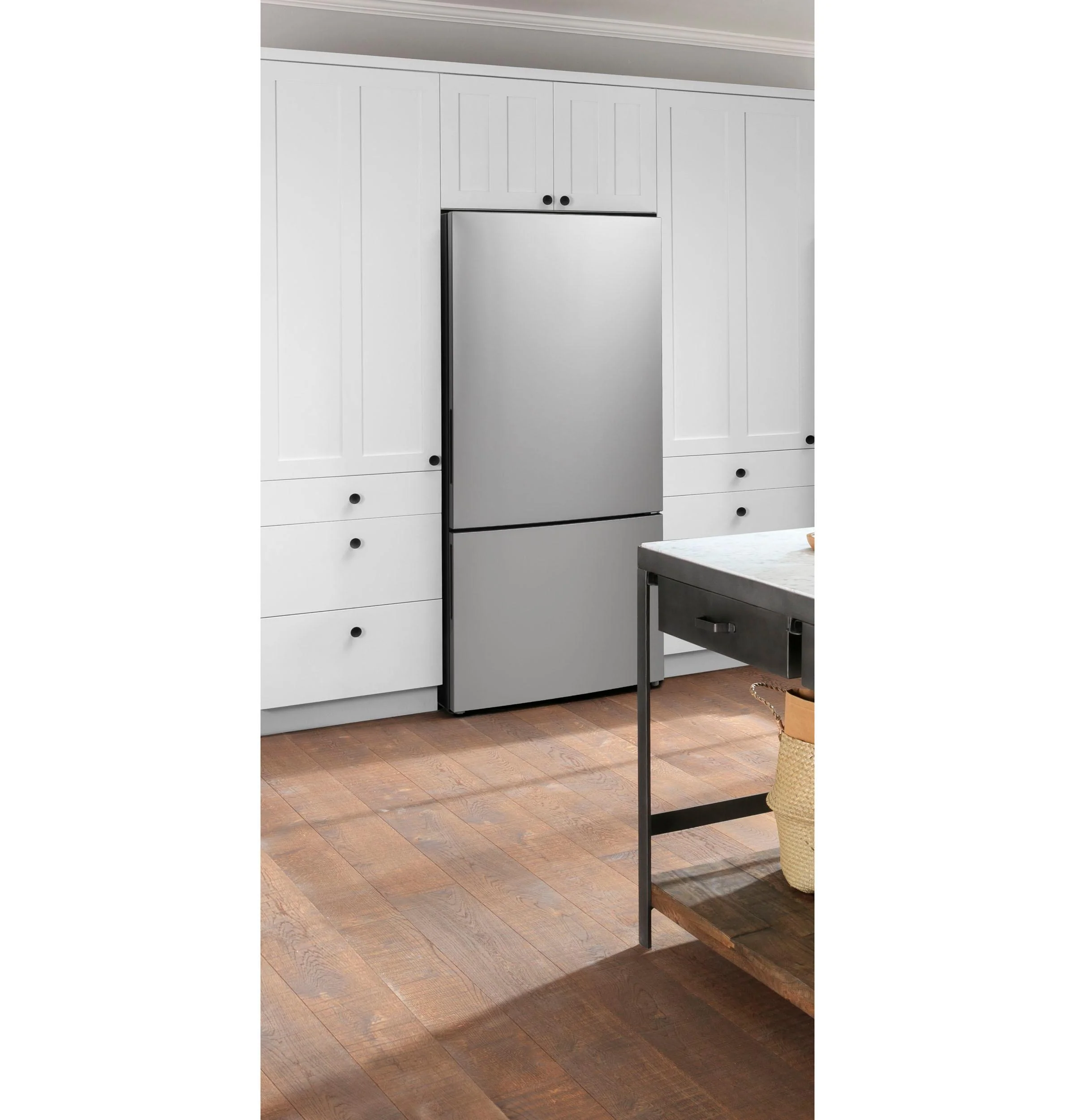 GBE17HYRFS GE® ENERGY STAR® 17.7 Cu. Ft. Counter-Depth Bottom-Freezer Refrigerator - Image 45