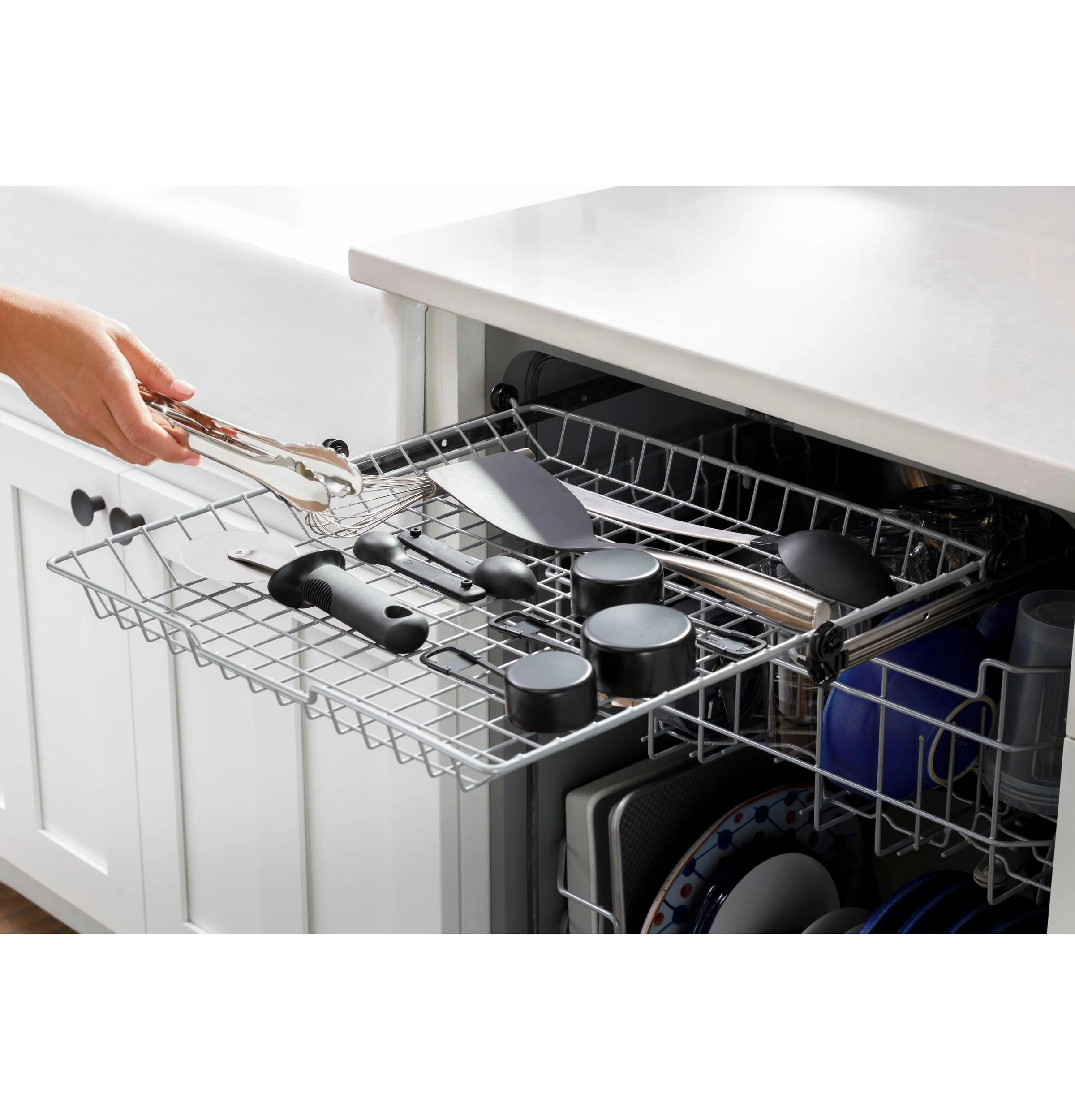 GDP630PGRBB GE® ENERGY STAR® Top Control with Plastic Interior Dishwasher with Sanitize Cycle & Dry Boost - Image 38