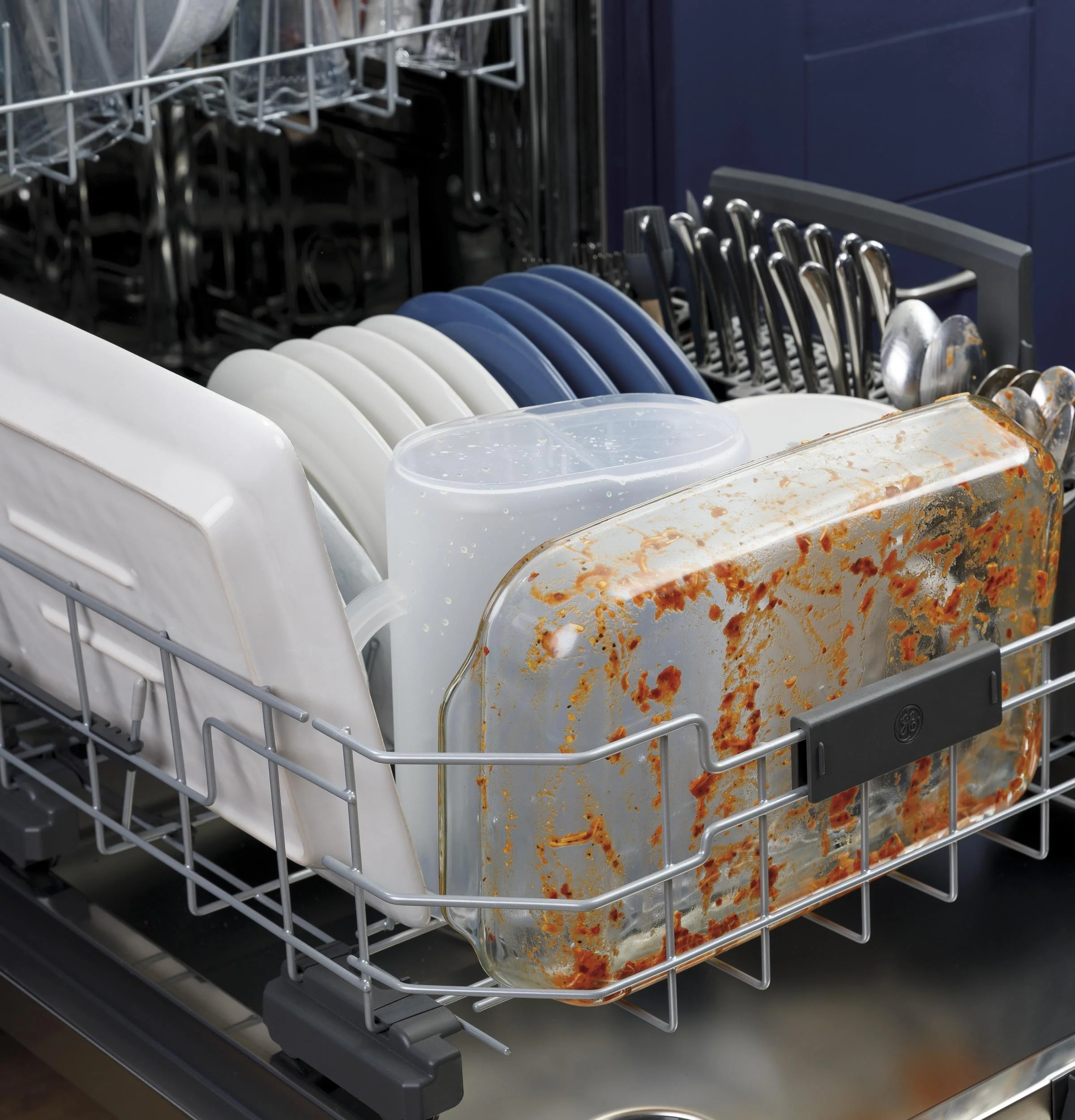 GE® Top Control with Stainless Steel Interior Dishwasher with Sanitize Cycle & Dry Boost with Fan Assist - Image 13