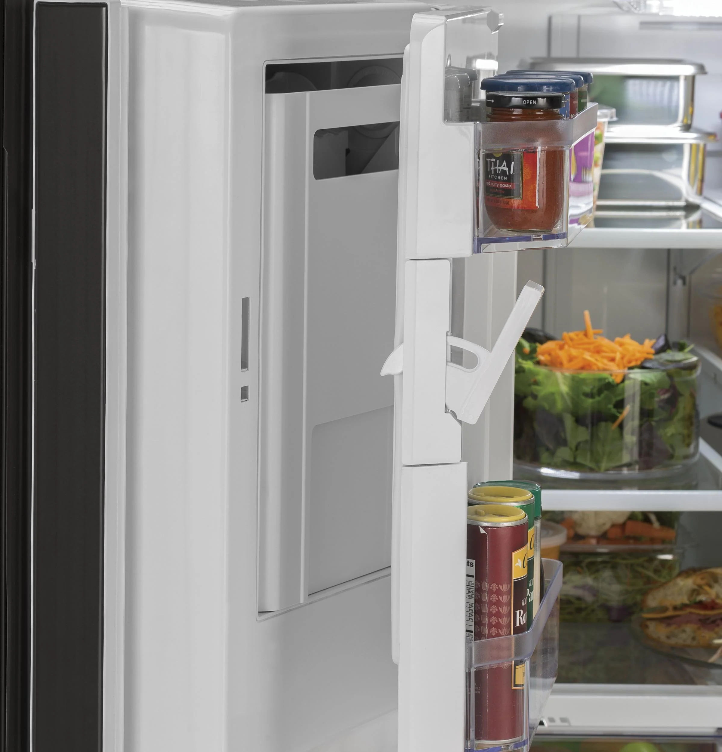 GFE26JGMWW GE® ENERGY STAR® 25.7 Cu. Ft. French-Door Refrigerator - Image 8