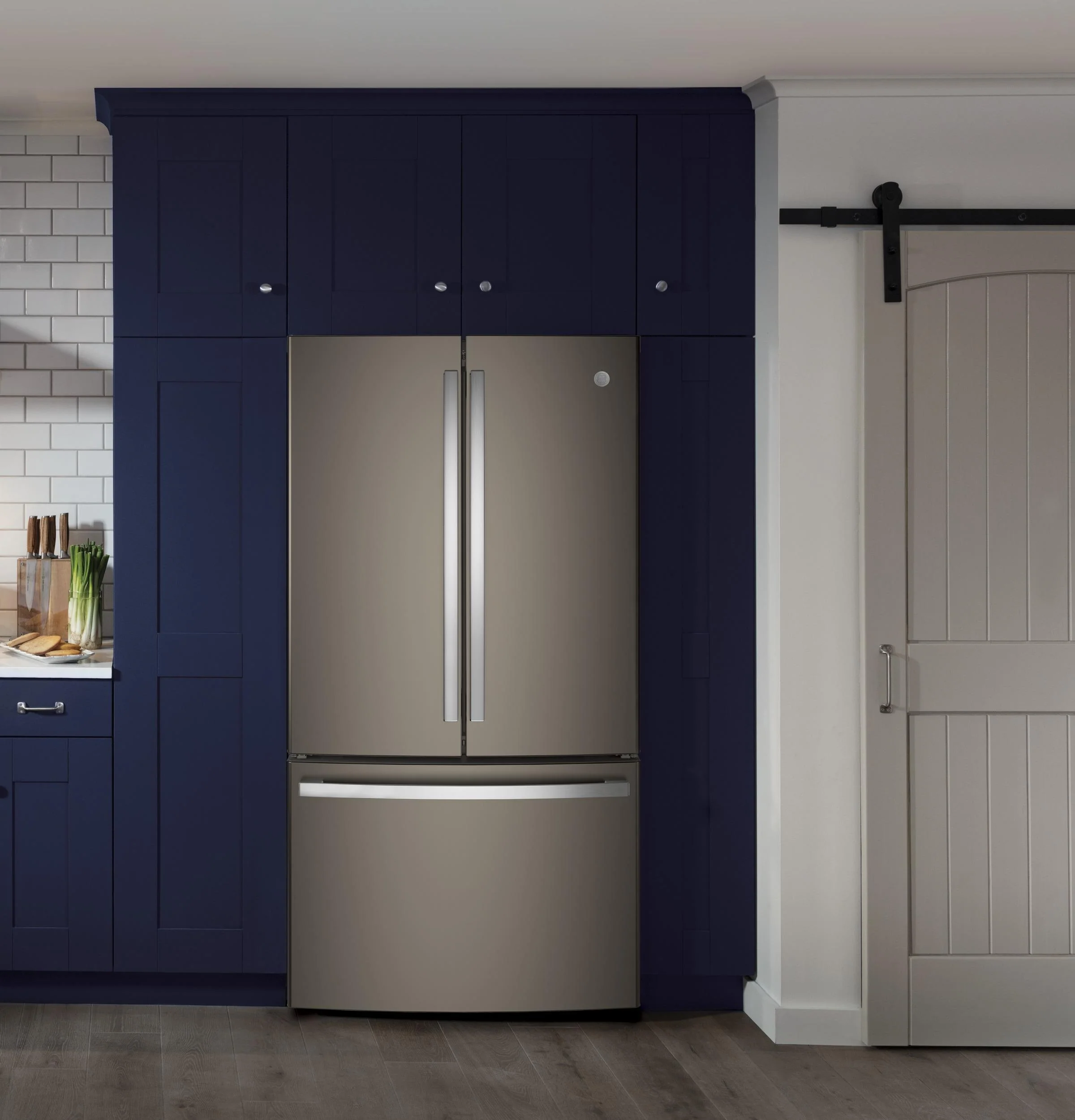 GE® ENERGY STAR® 28.7 Cu. Ft. French-Door Refrigerator - Image 8
