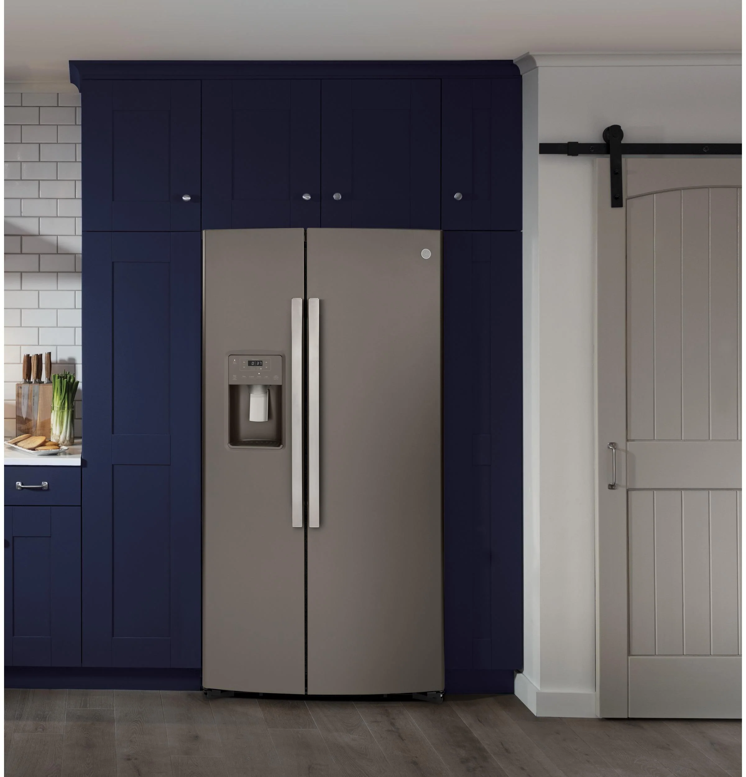 GSS25IMNES GE® 25.1 Cu. Ft. Side-By-Side Refrigerator - Image 17