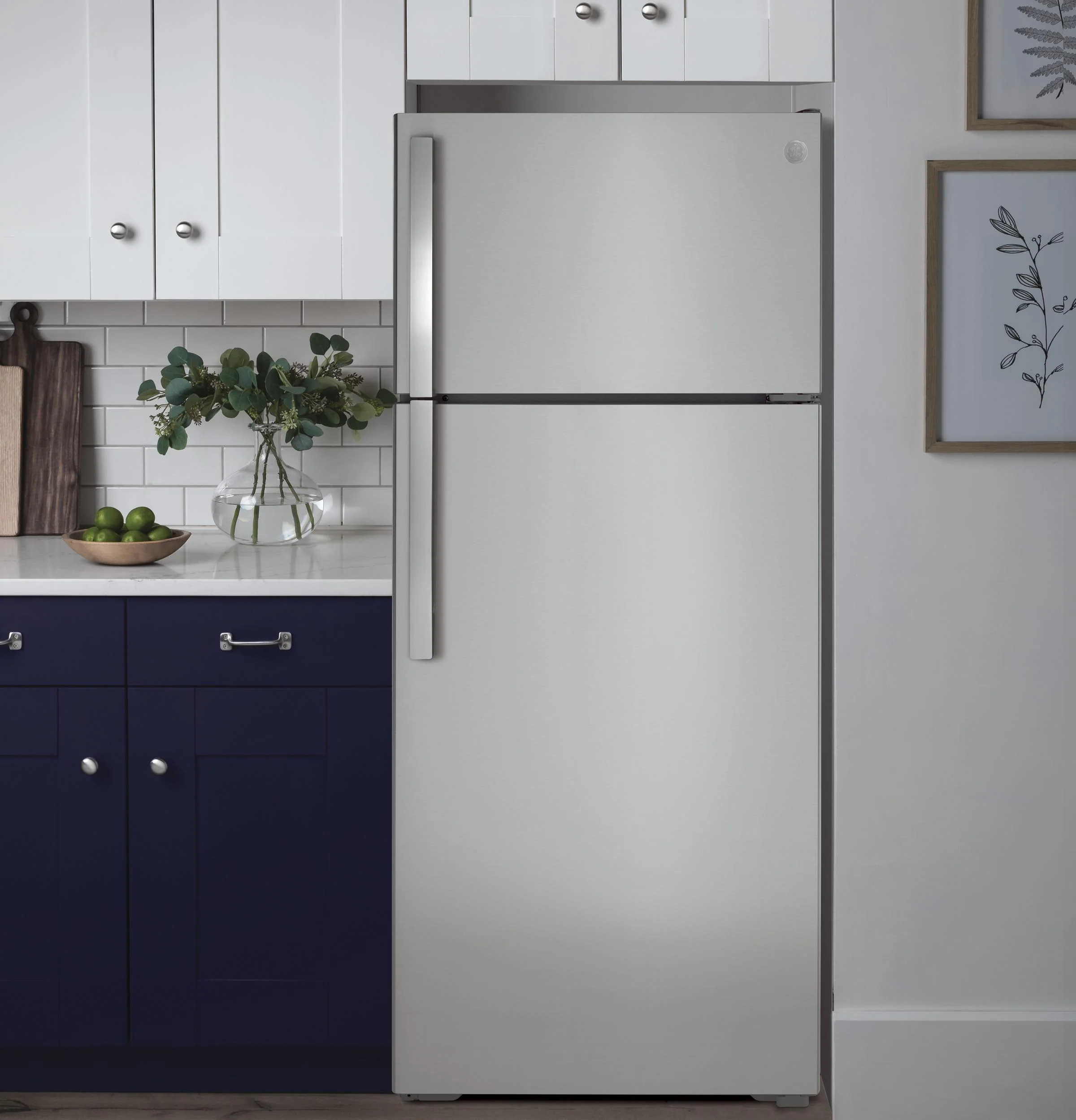 GTS18GSNRSS GE® 17.5 Cu. Ft. Top-Freezer Refrigerator - Image 6
