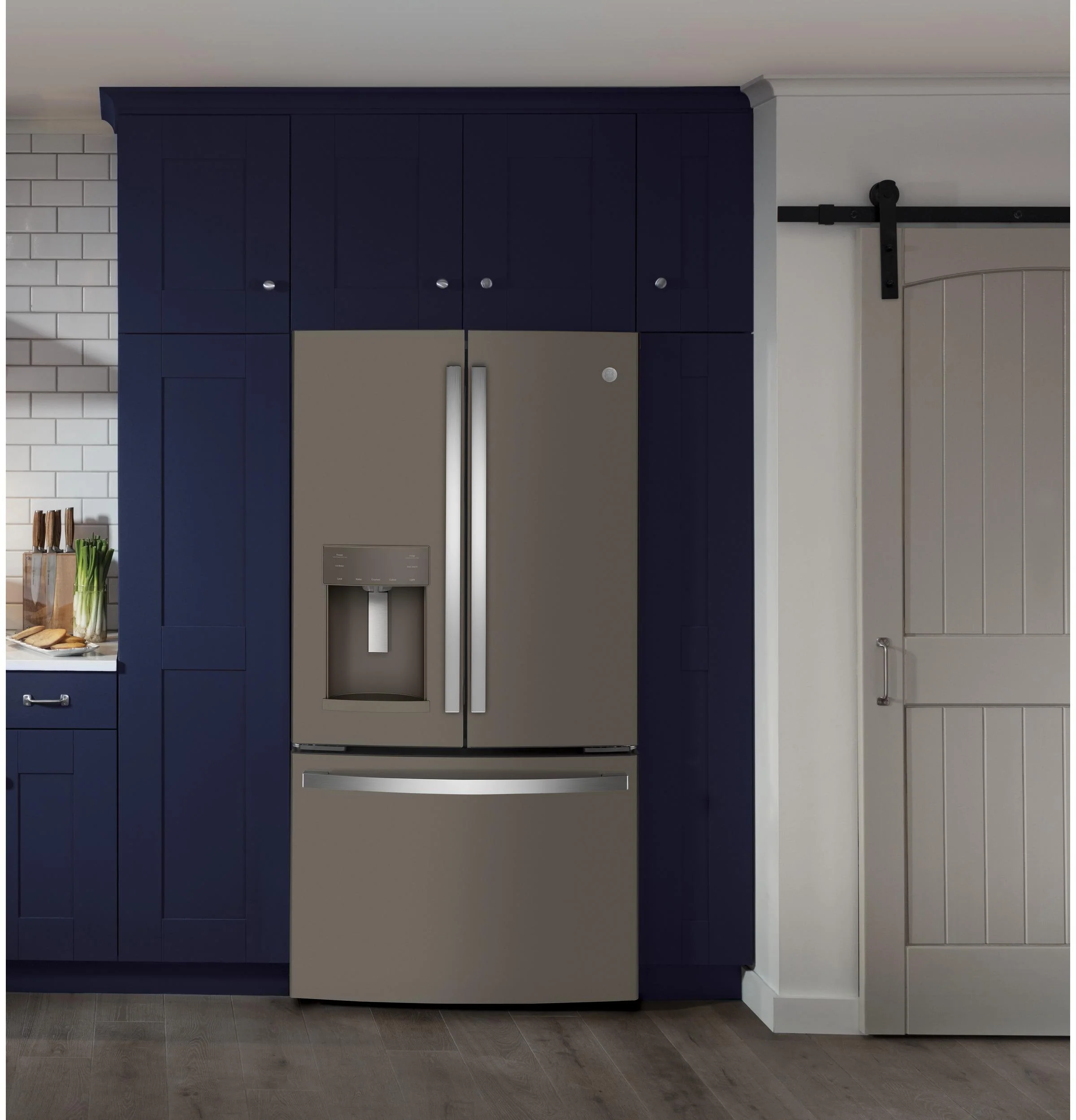 GYE22GMNES GE® ENERGY STAR® 22.1 Cu. Ft. Counter-Depth French-Door Refrigerator - Image 9