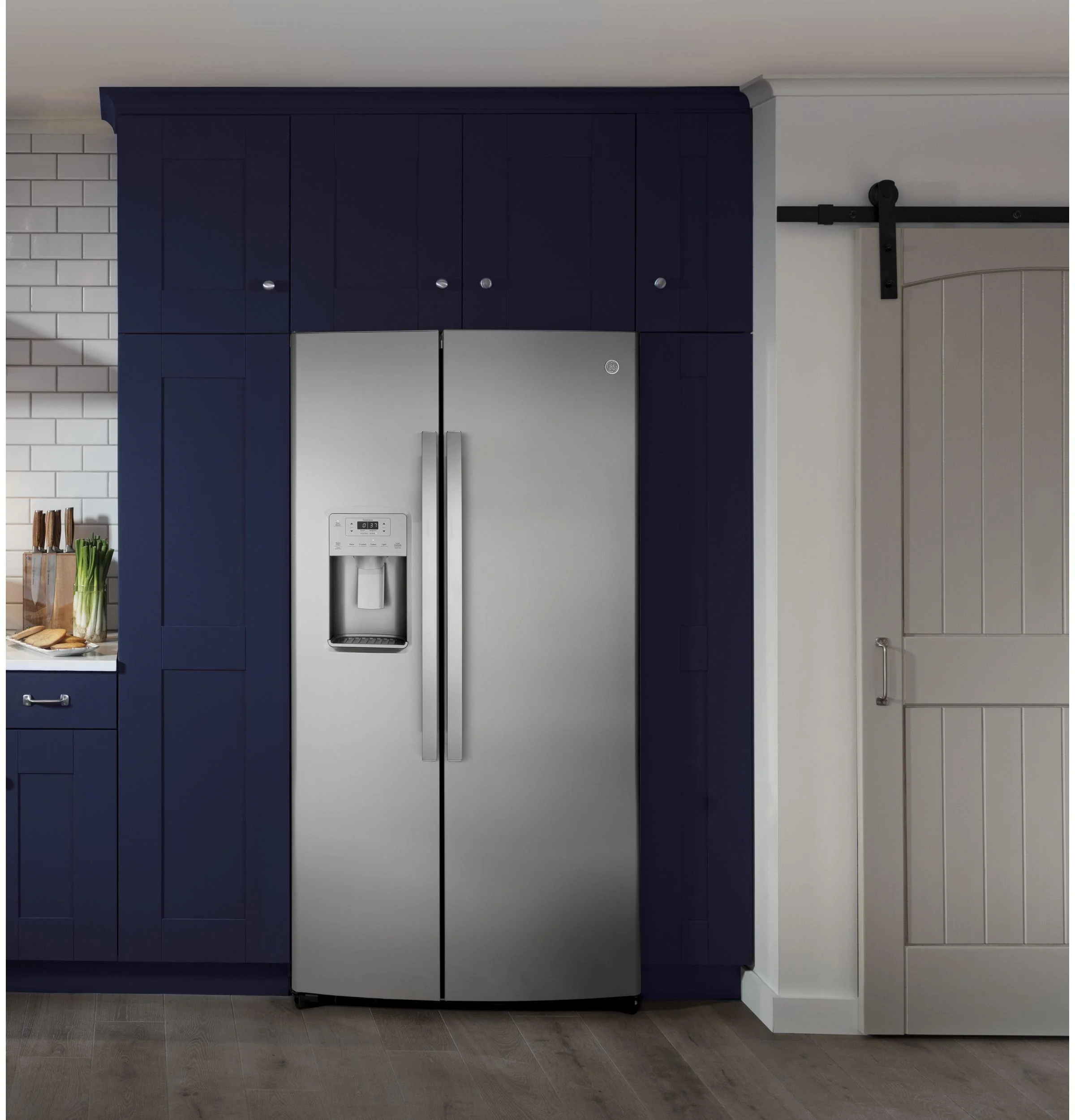 GZS22IYNFS GE 21.8 Cu. Ft. Counter-Depth Fingerprint Resistant Side-By-Side Refrigerator - Image 17