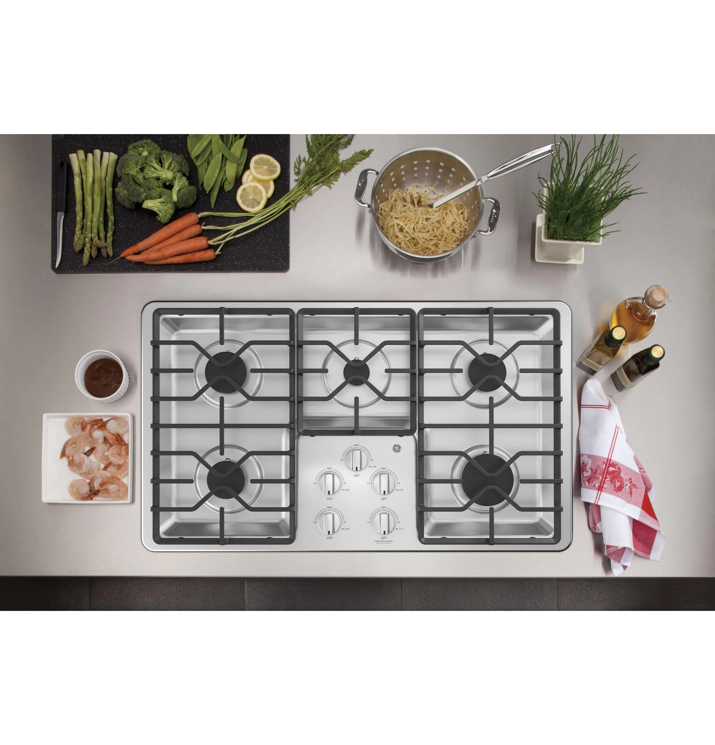 JGP3036SLSS GE® 36" Built-In Gas Cooktop with Dishwasher-Safe Grates - Image 5