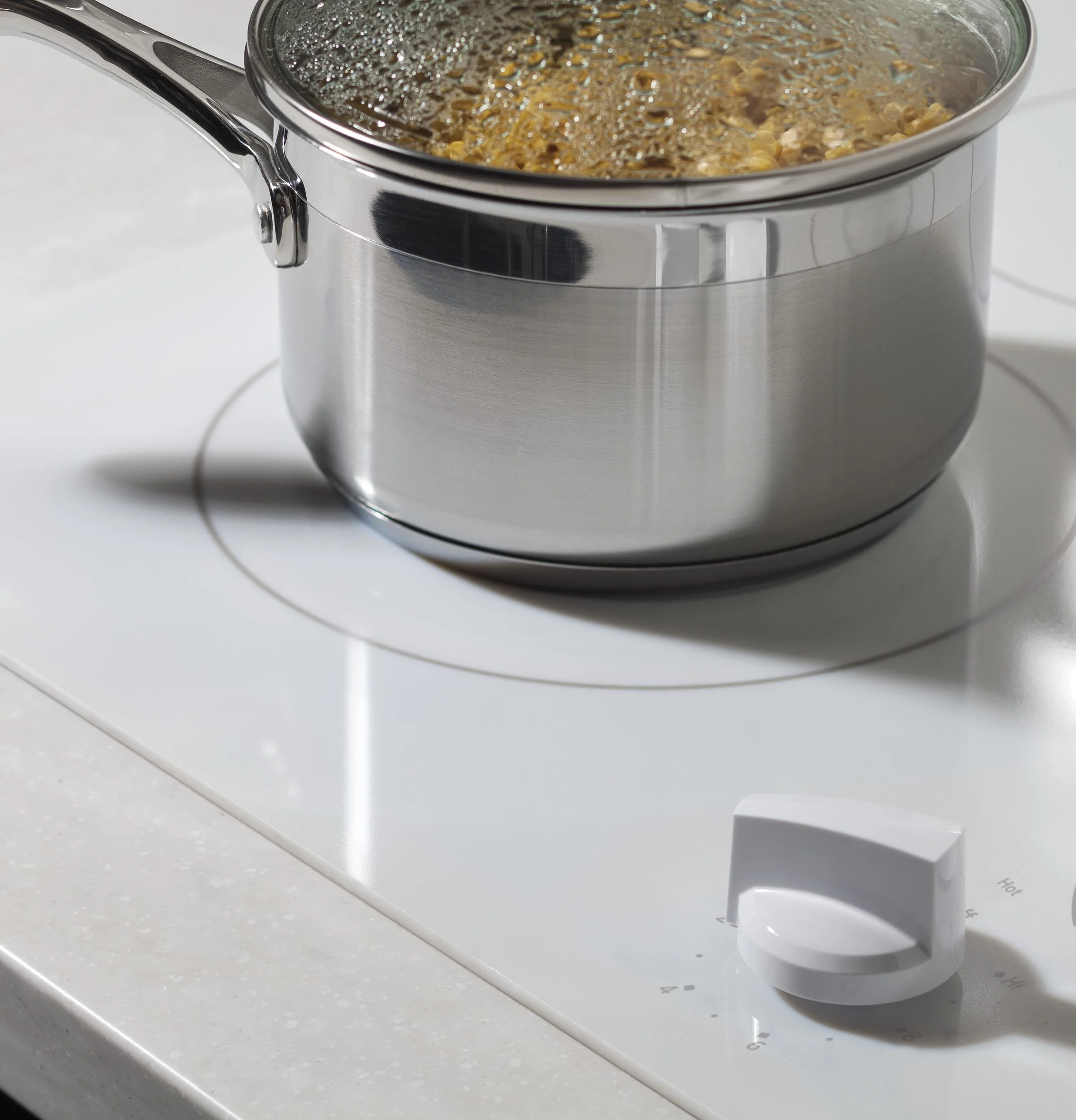 JP3036TLWW GE® 36" Built-In Knob Control Electric Cooktop - Image 13