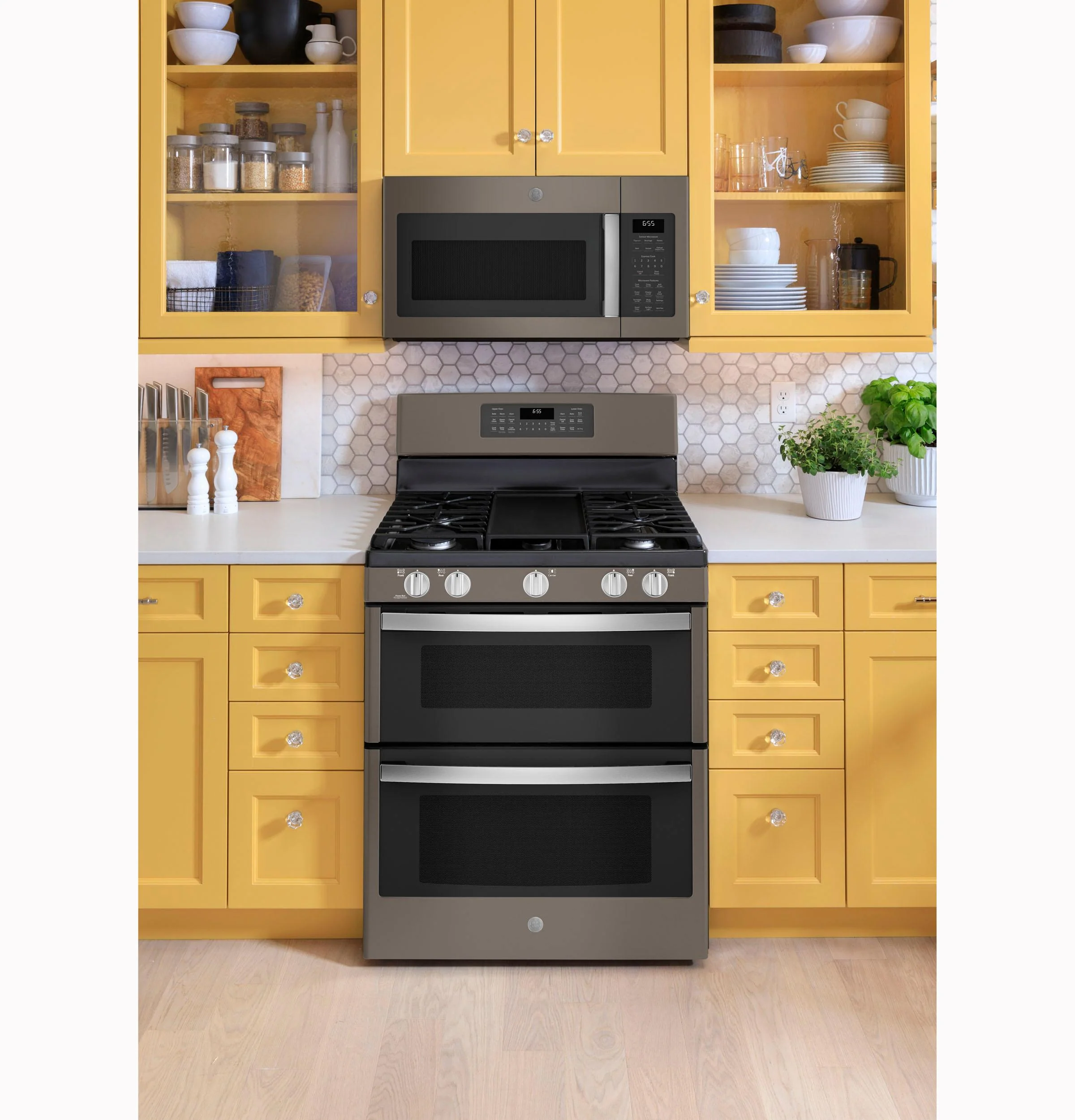 JVM6175EKES GE® 1.7 Cu. Ft. Over-the-Range Sensor Microwave Oven - Image 12
