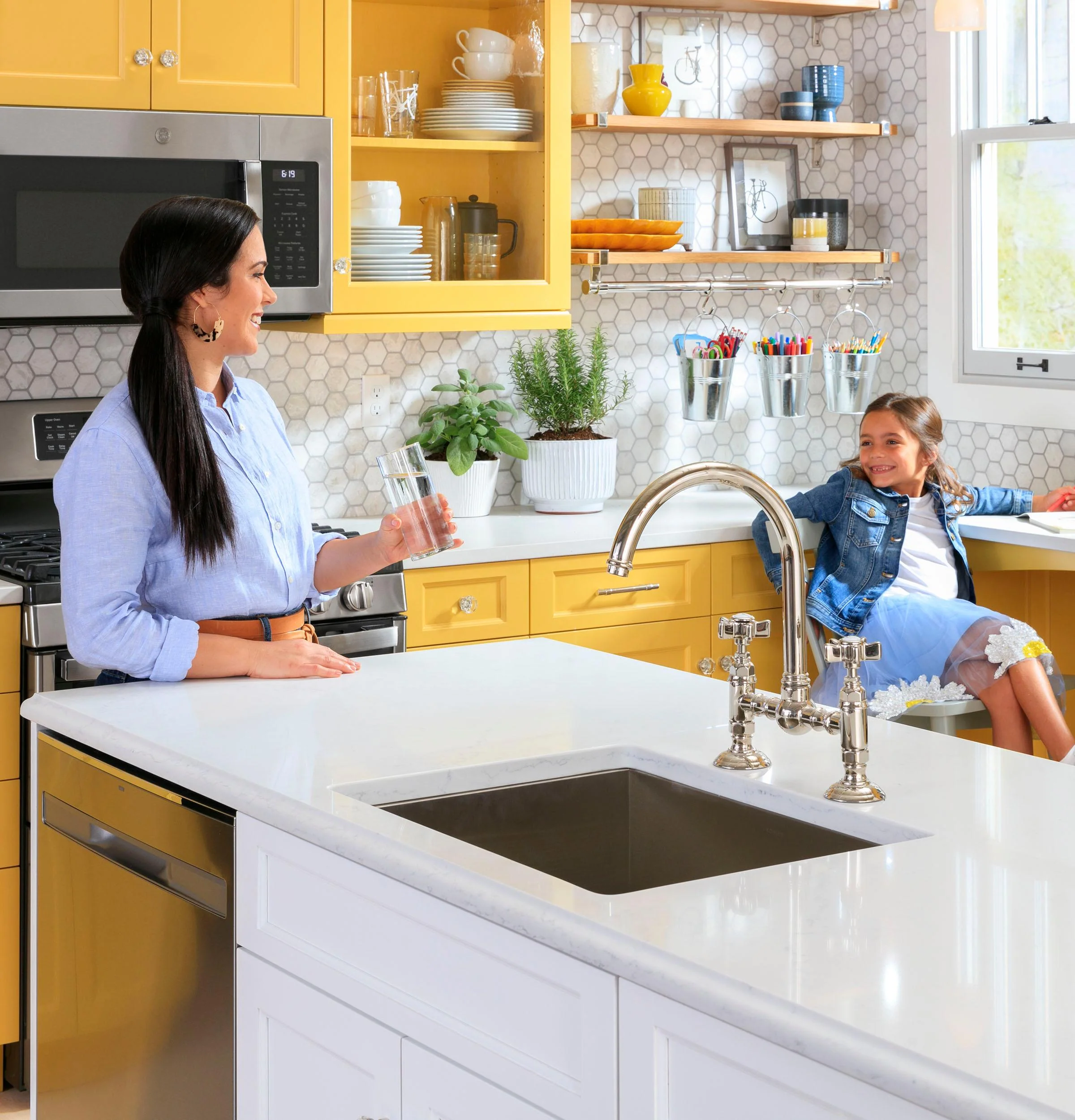JVM6175YKFS GE® 1.7 Cu. Ft. Over-the-Range Sensor Fingerprint Resistant Microwave Oven - Image 21