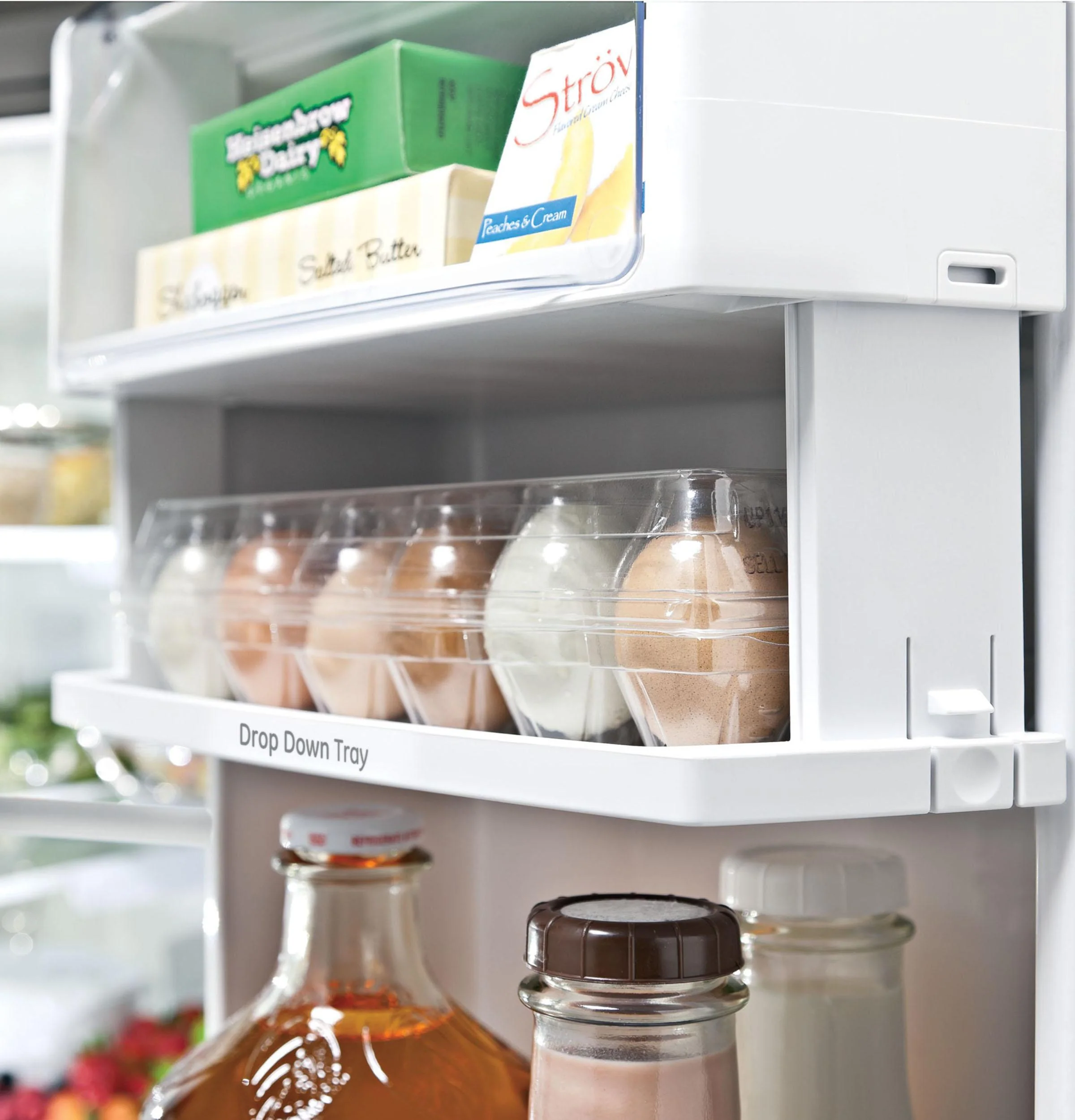PFE28KYNFS GE Profile™ ENERGY STAR® 27.7 Cu. Ft. Fingerprint Resistant French-Door Refrigerator with Hands-Free AutoFill - Image 11