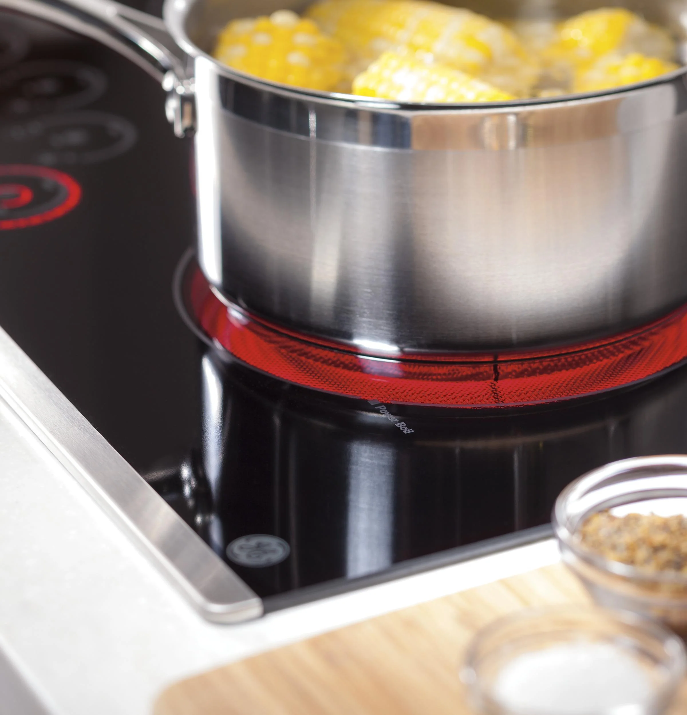 PP9830DRBB GE Profile™ 30" Downdraft Electric Cooktop - Image 12