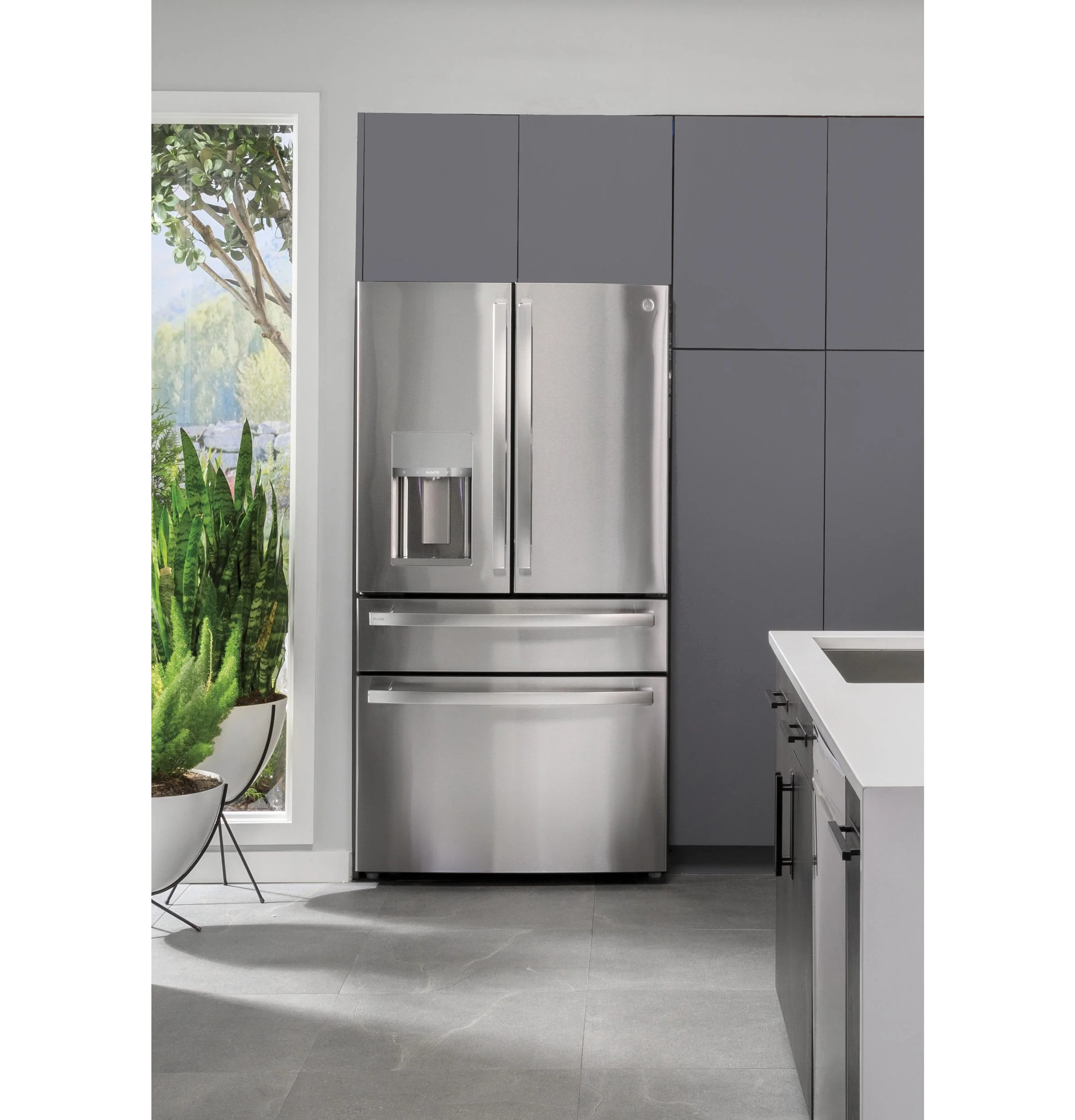 PVD28BYNFS GE Profile™ ENERGY STAR® 27.9 Cu. Ft. Smart Fingerprint Resistant 4-Door French-Door Refrigerator with Door In Door - Image 25